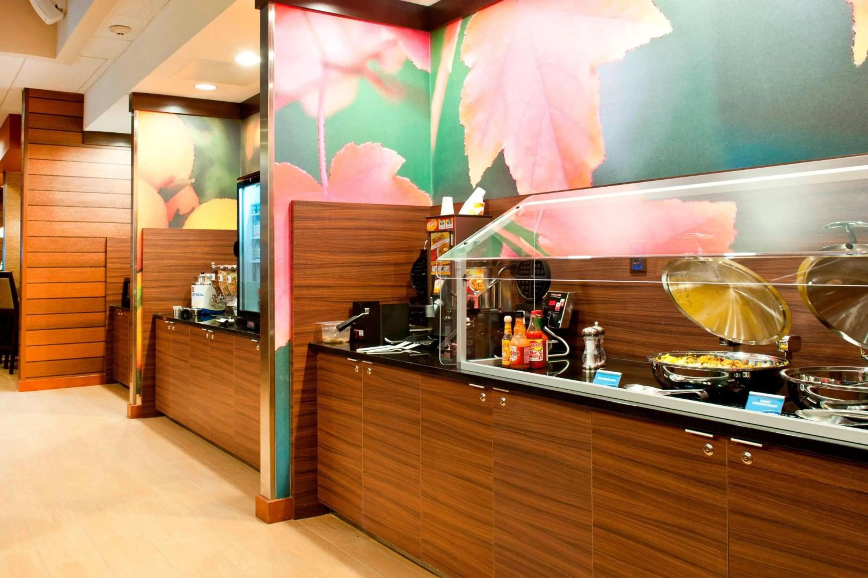 Breakfast in Fairfield Inn and Suites by Marriott Durham Southpoint