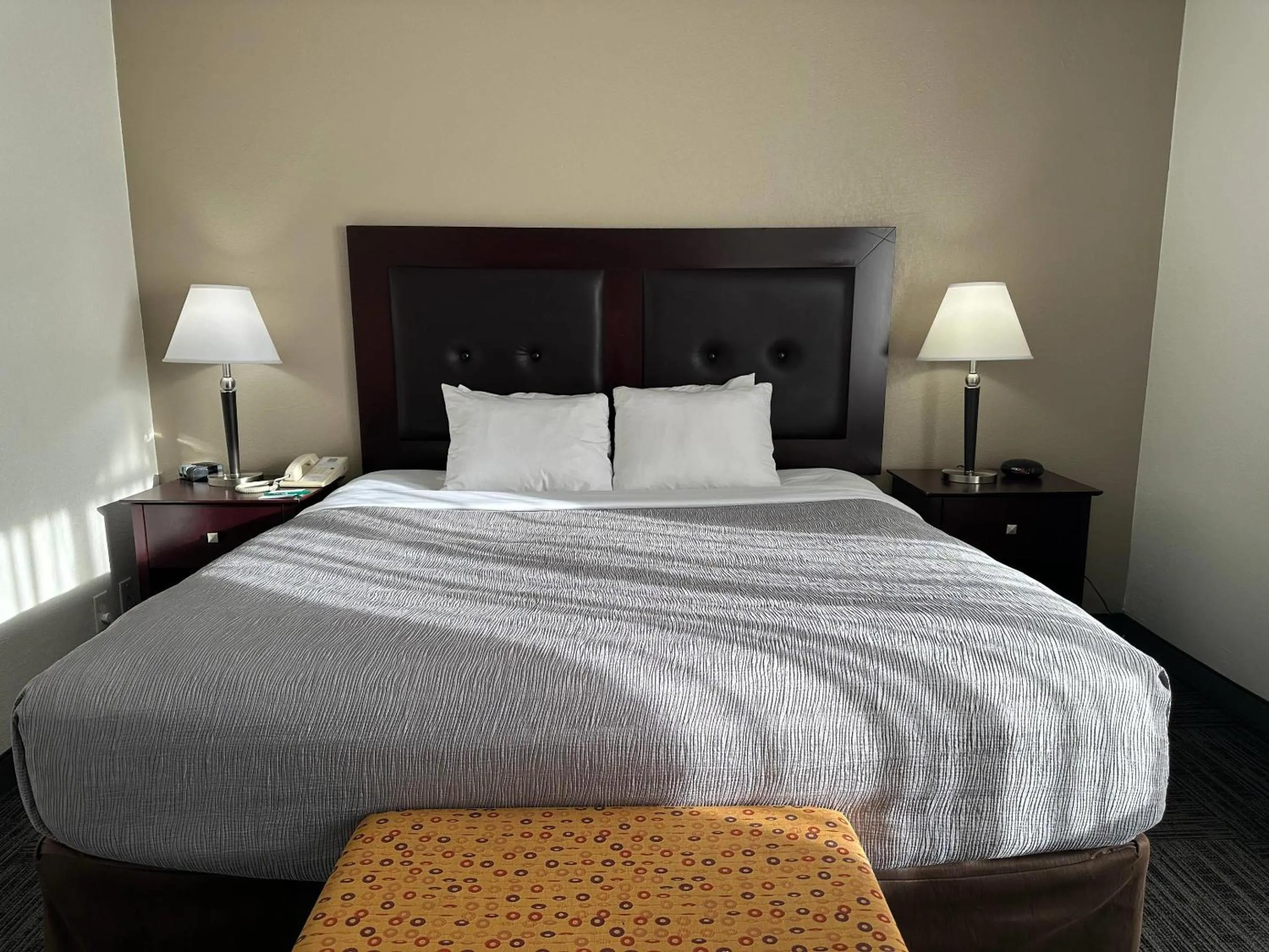 Bedroom, Bed in Quality Inn & Suites Everett