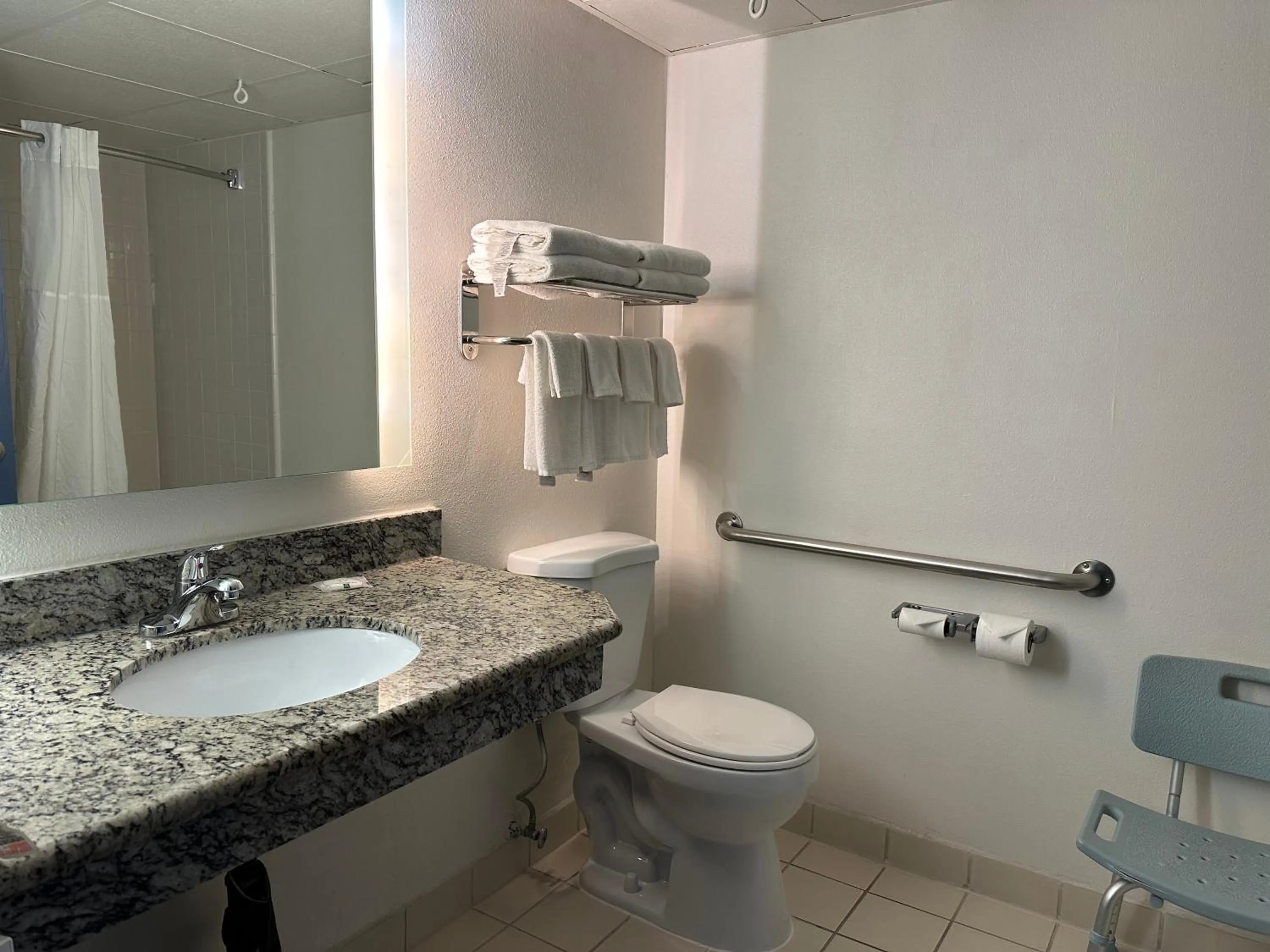Quality Inn & Suites Everett