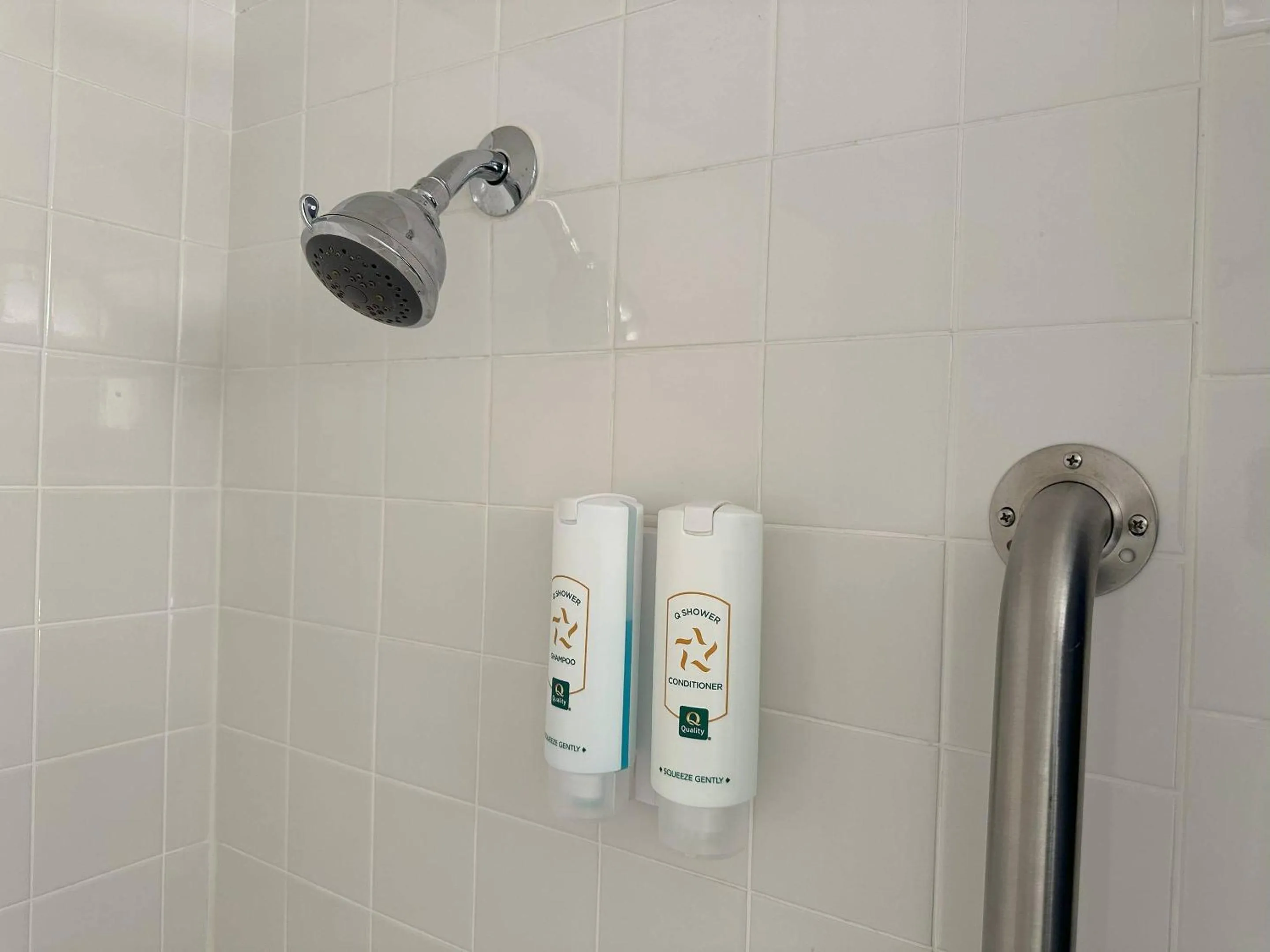 Bedroom in Quality Inn & Suites Everett