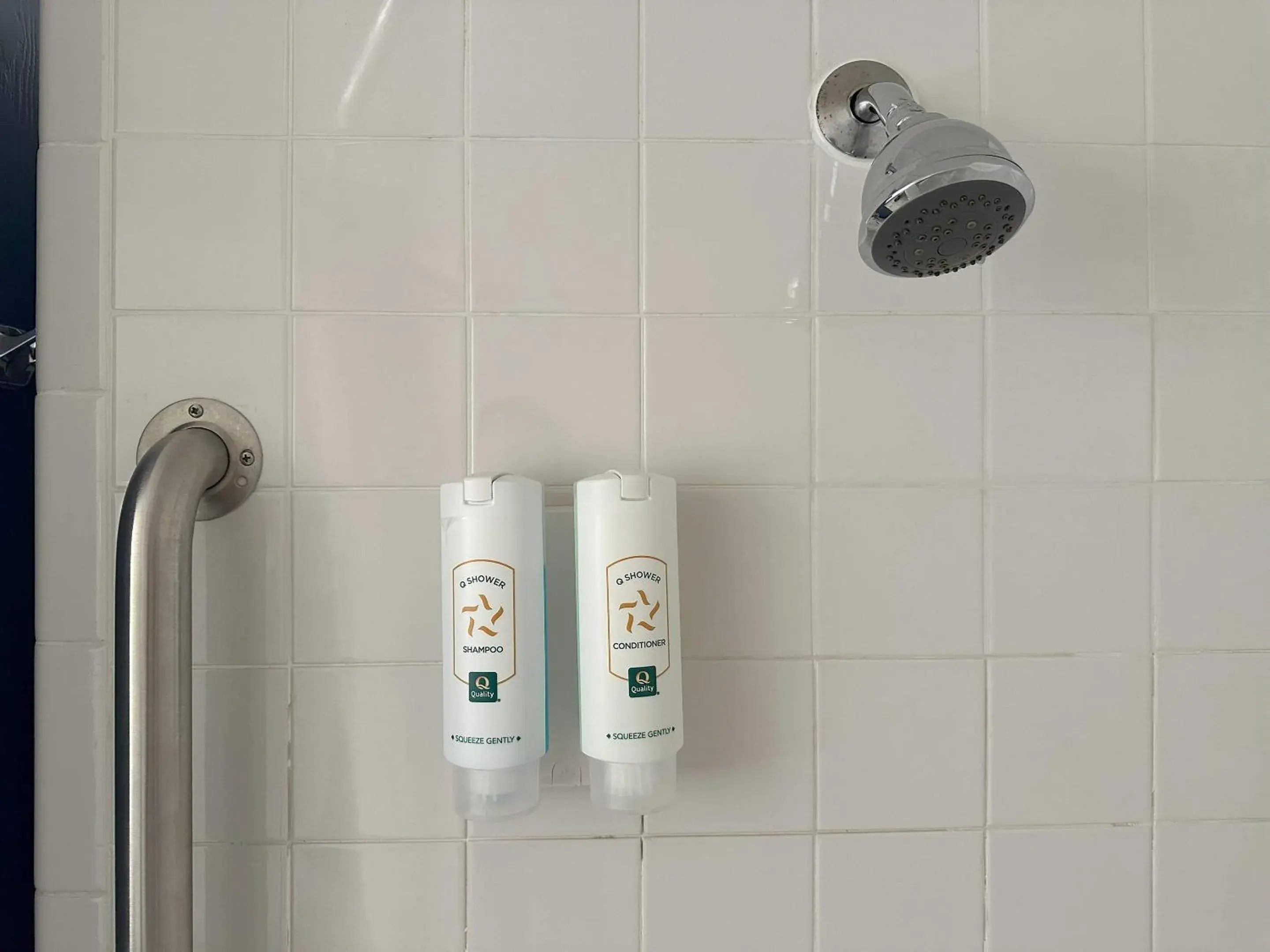 Bedroom in Quality Inn & Suites Everett Bedroom in Quality Inn & Suites Everett