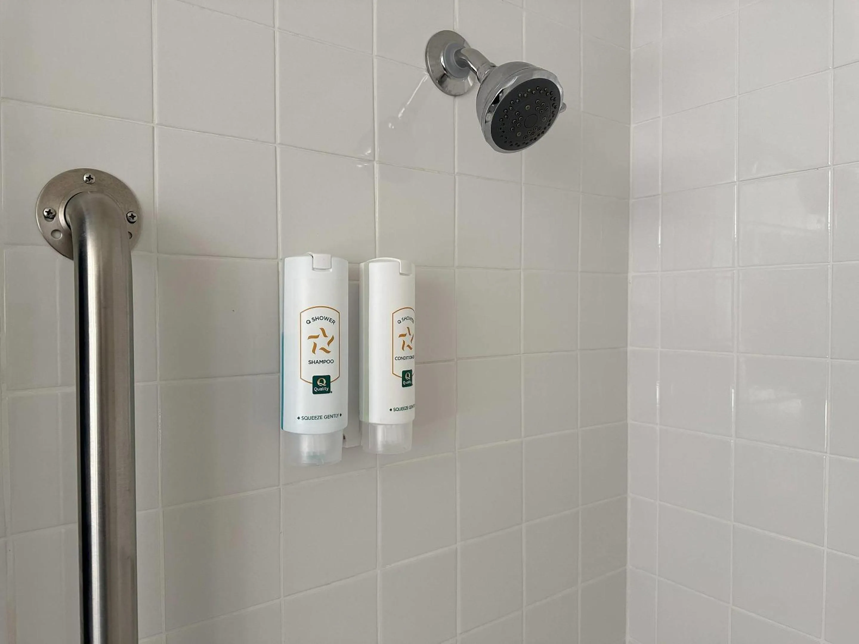 Bedroom in Quality Inn & Suites Everett