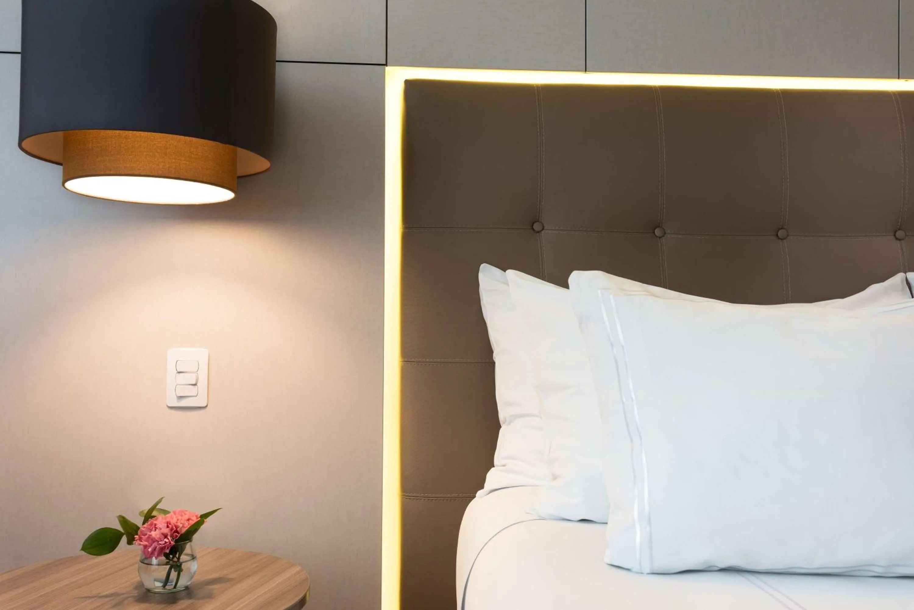 Bedroom, Bed in NH Collection Medellin Royal