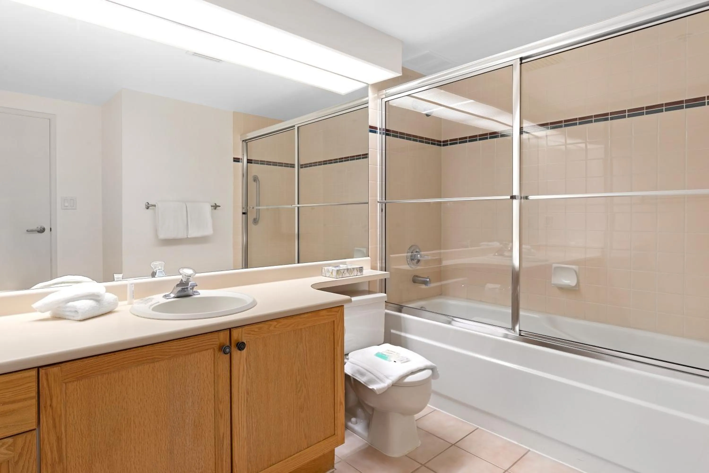 Bathroom in The Woodrun Lodge by Whiski Jack