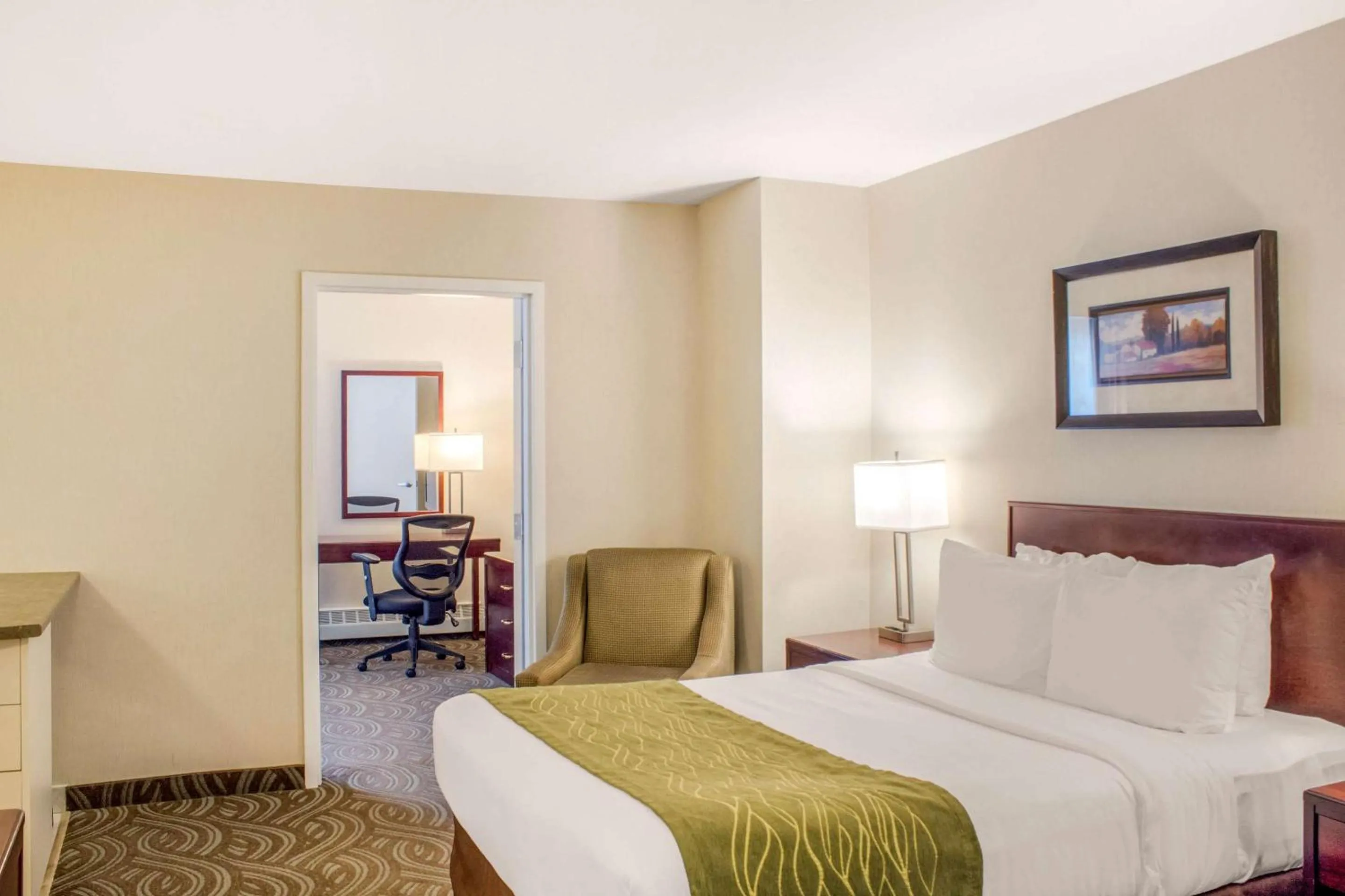 Bedroom, Bed in Comfort Inn