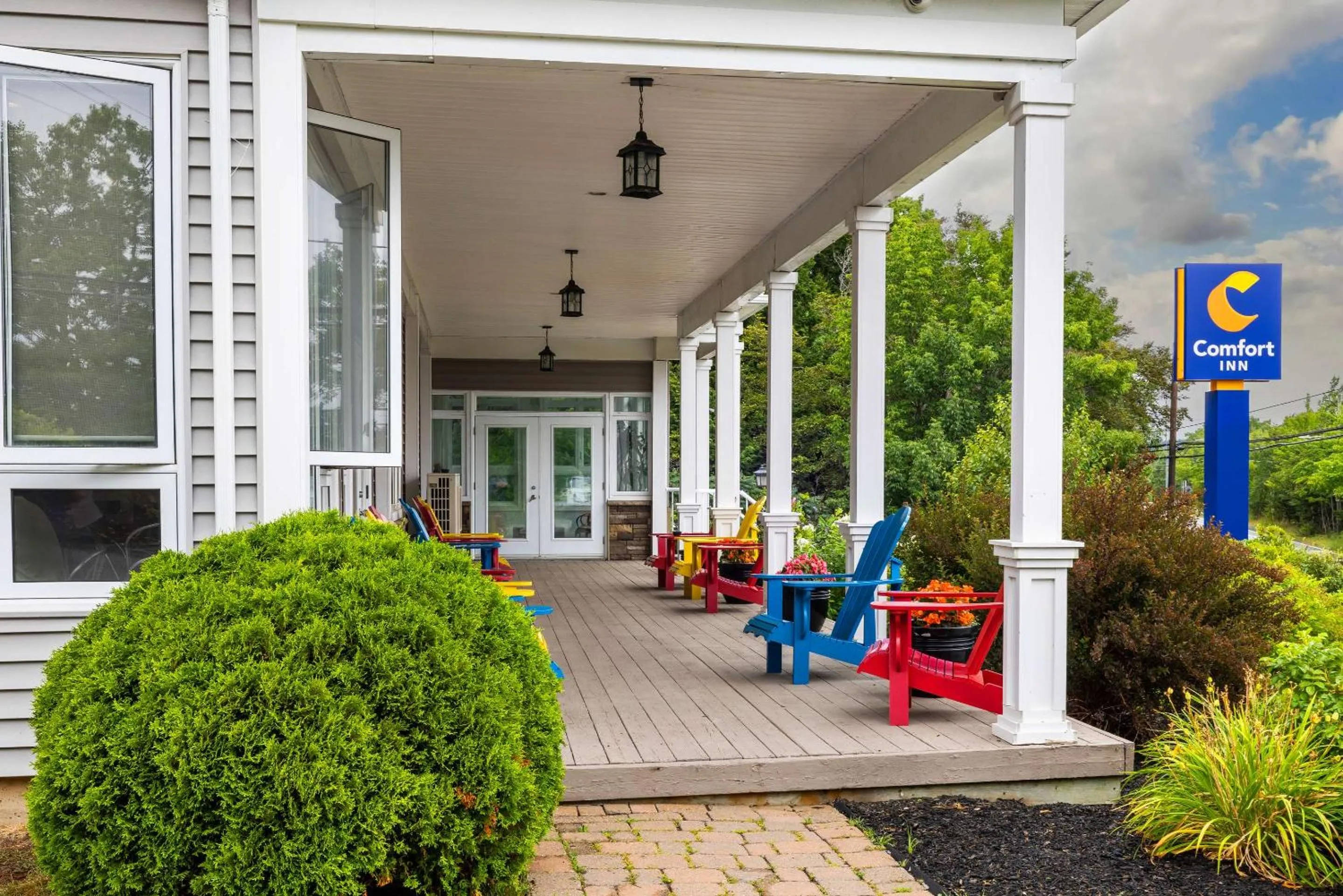 Property building in Comfort Inn