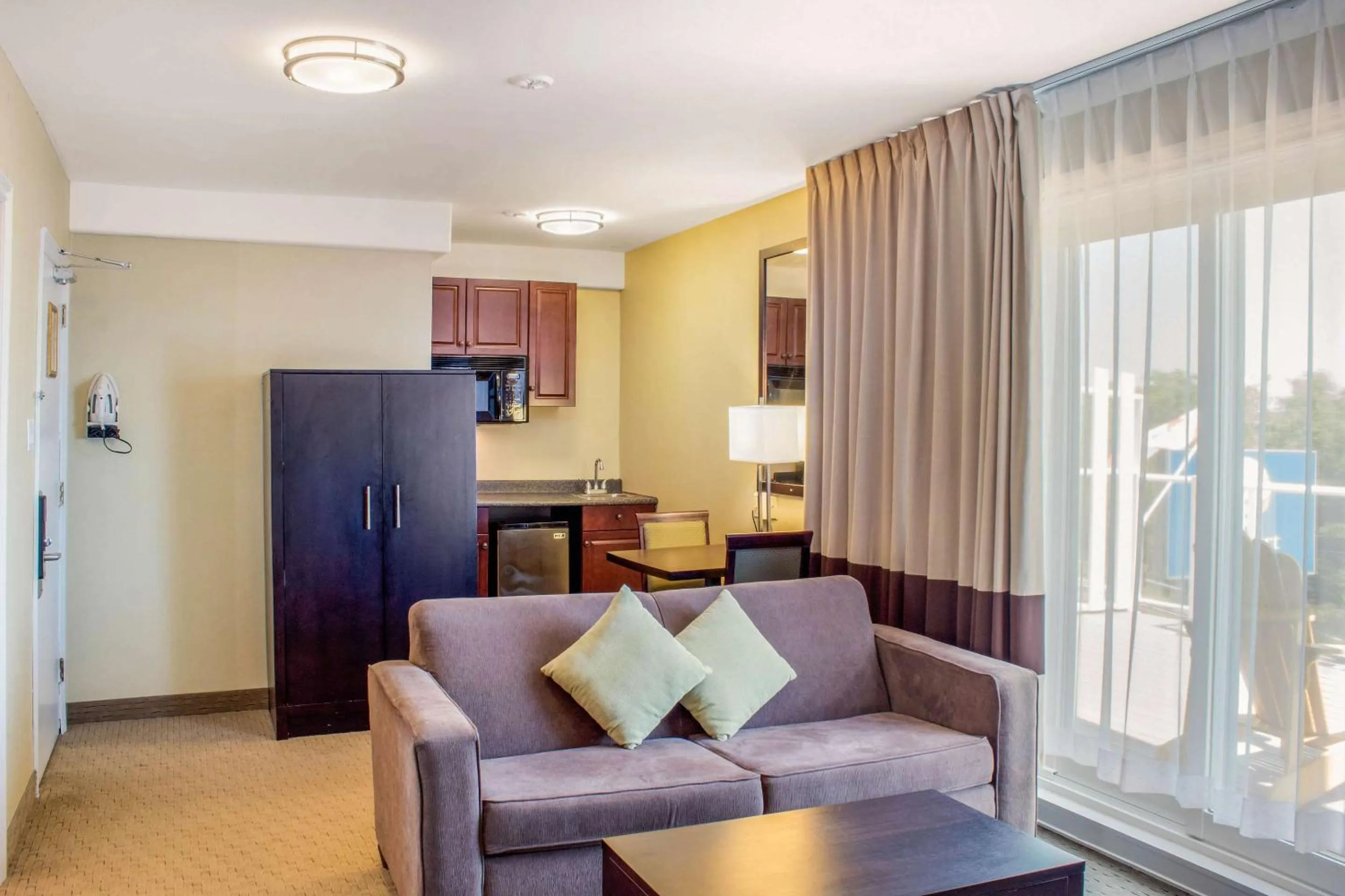 Bedroom in Comfort Inn