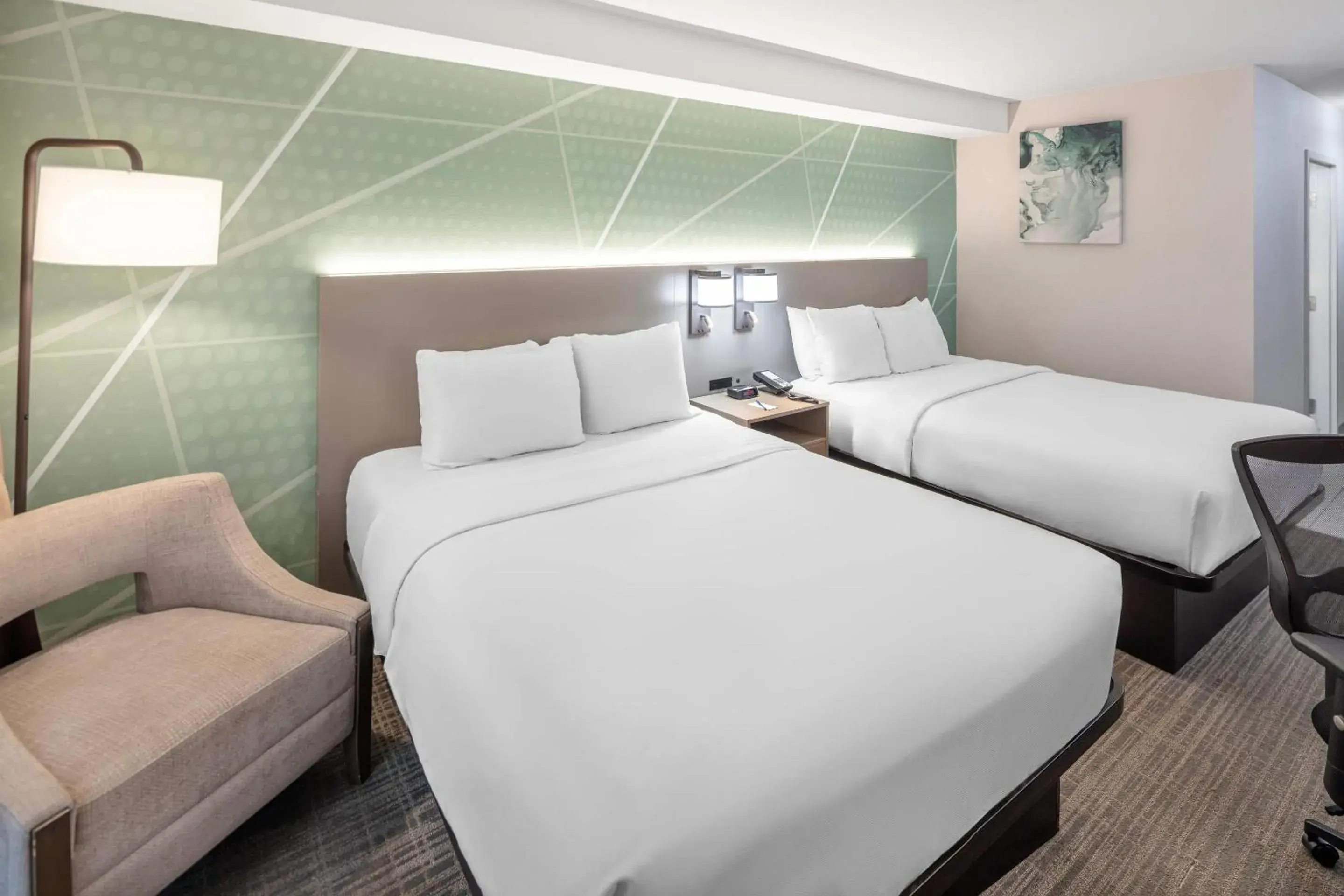 Bedroom, Bed in Comfort Inn Bedroom, Bed in Comfort Inn