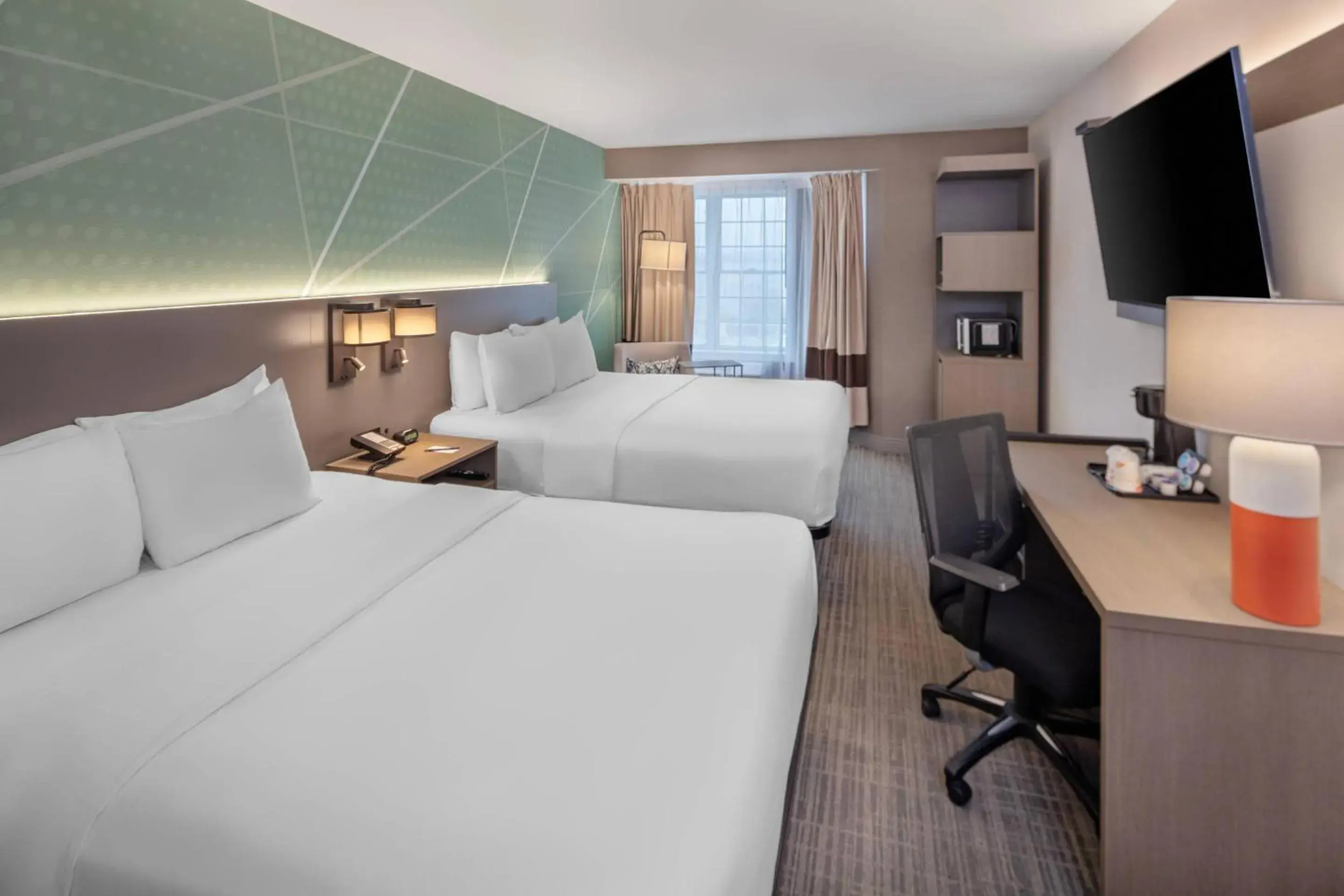 Bedroom, Bed in Comfort Inn Bedroom, Bed in Comfort Inn