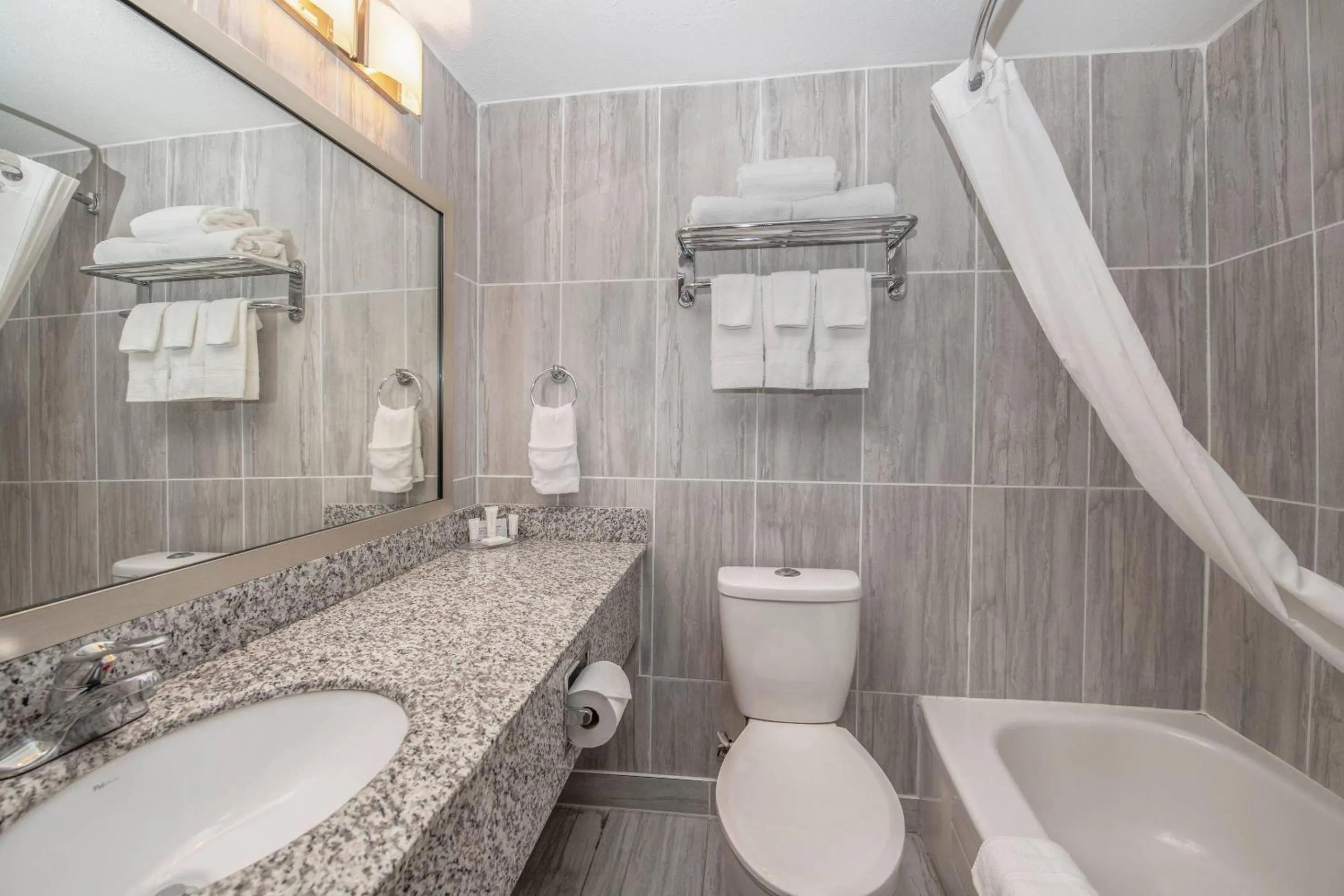 Bedroom in Clarion Pointe