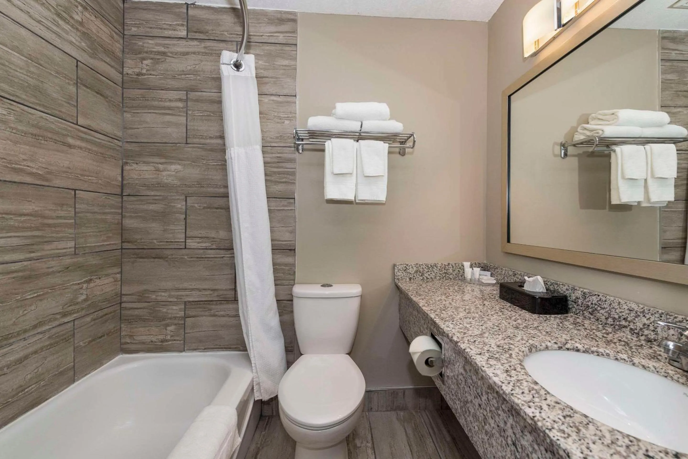 Bedroom in Clarion Pointe