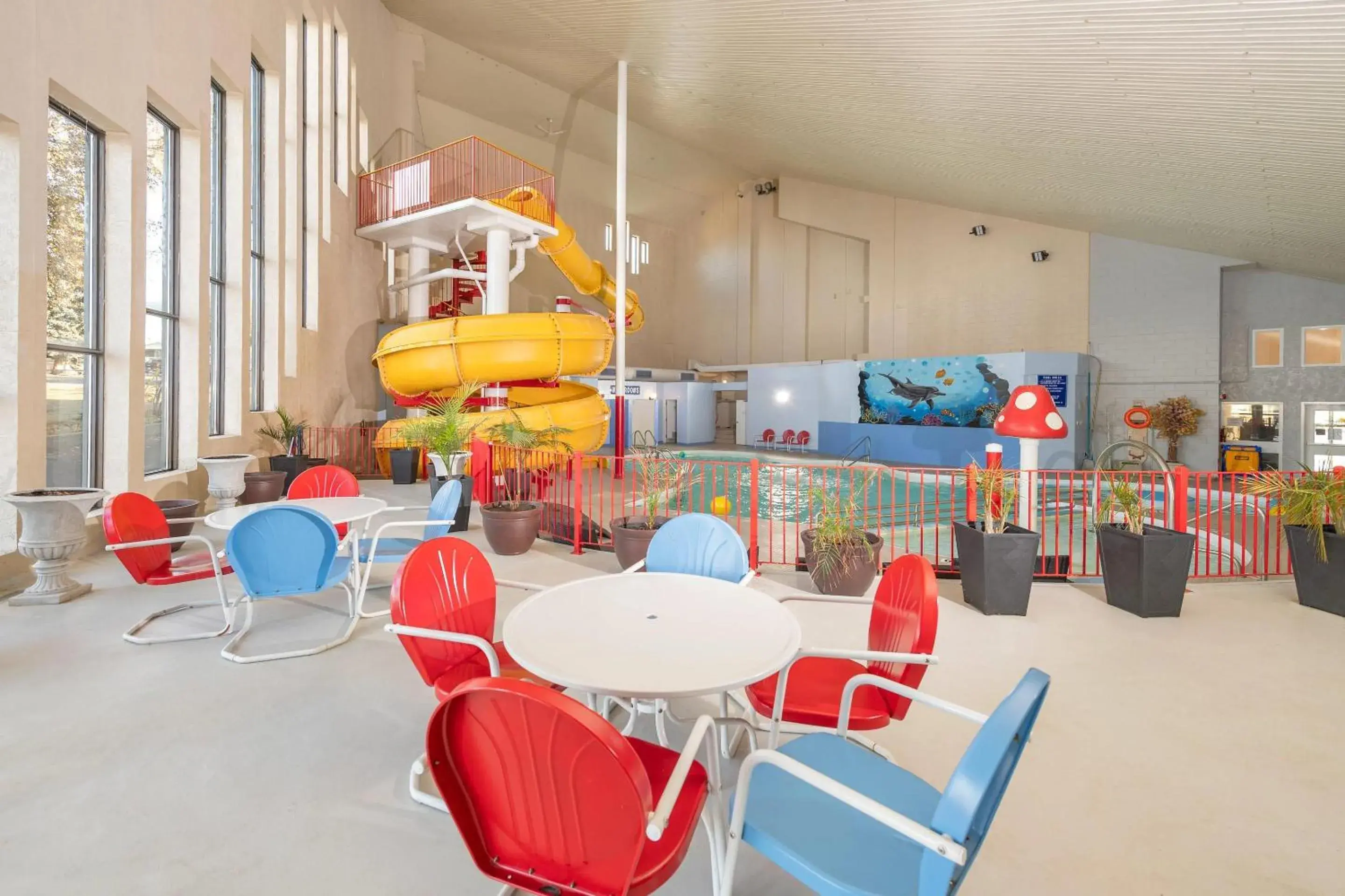 Swimming pool in Clarion Pointe Swimming pool in Clarion Pointe