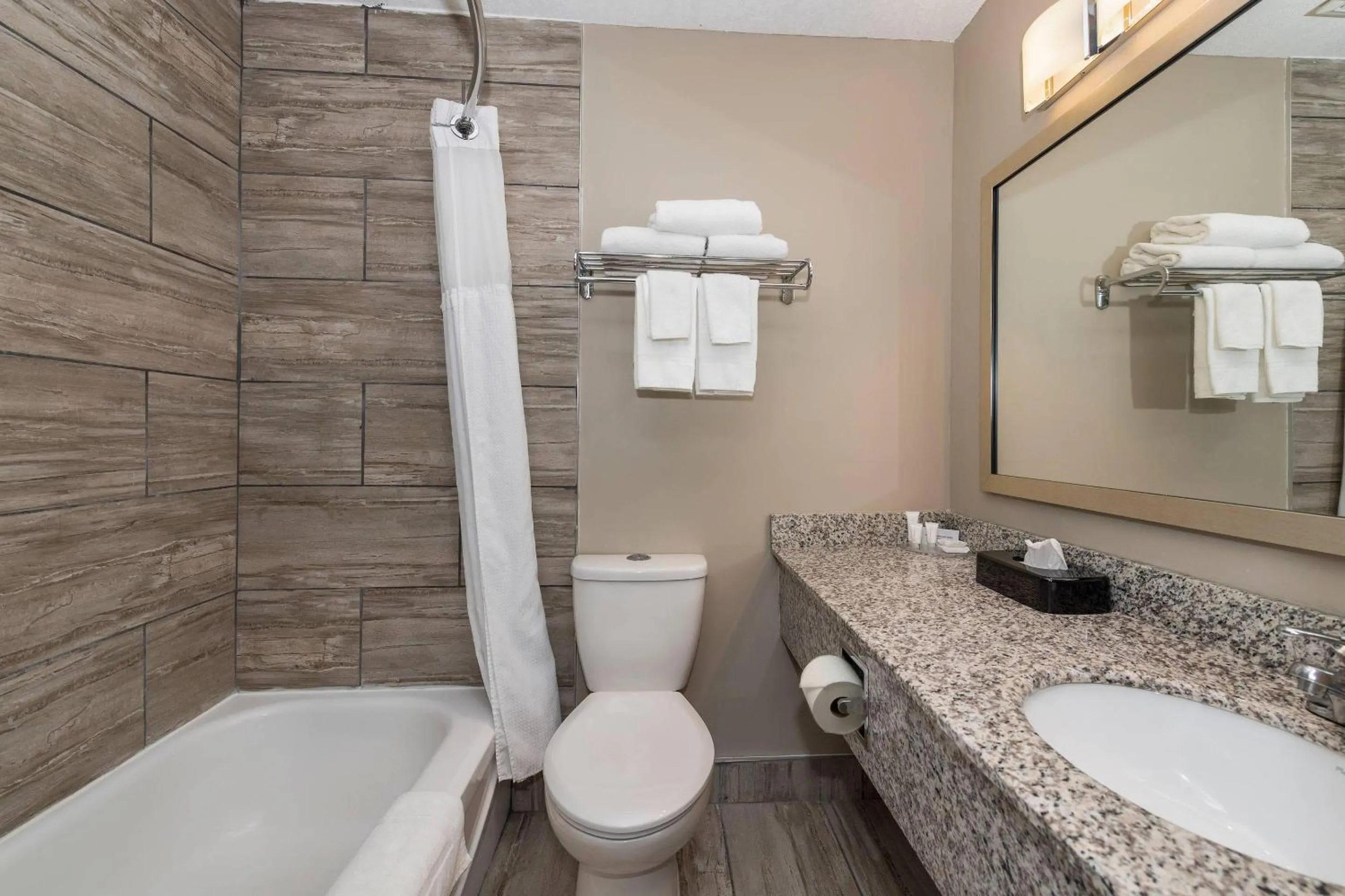 Bedroom in Clarion Pointe