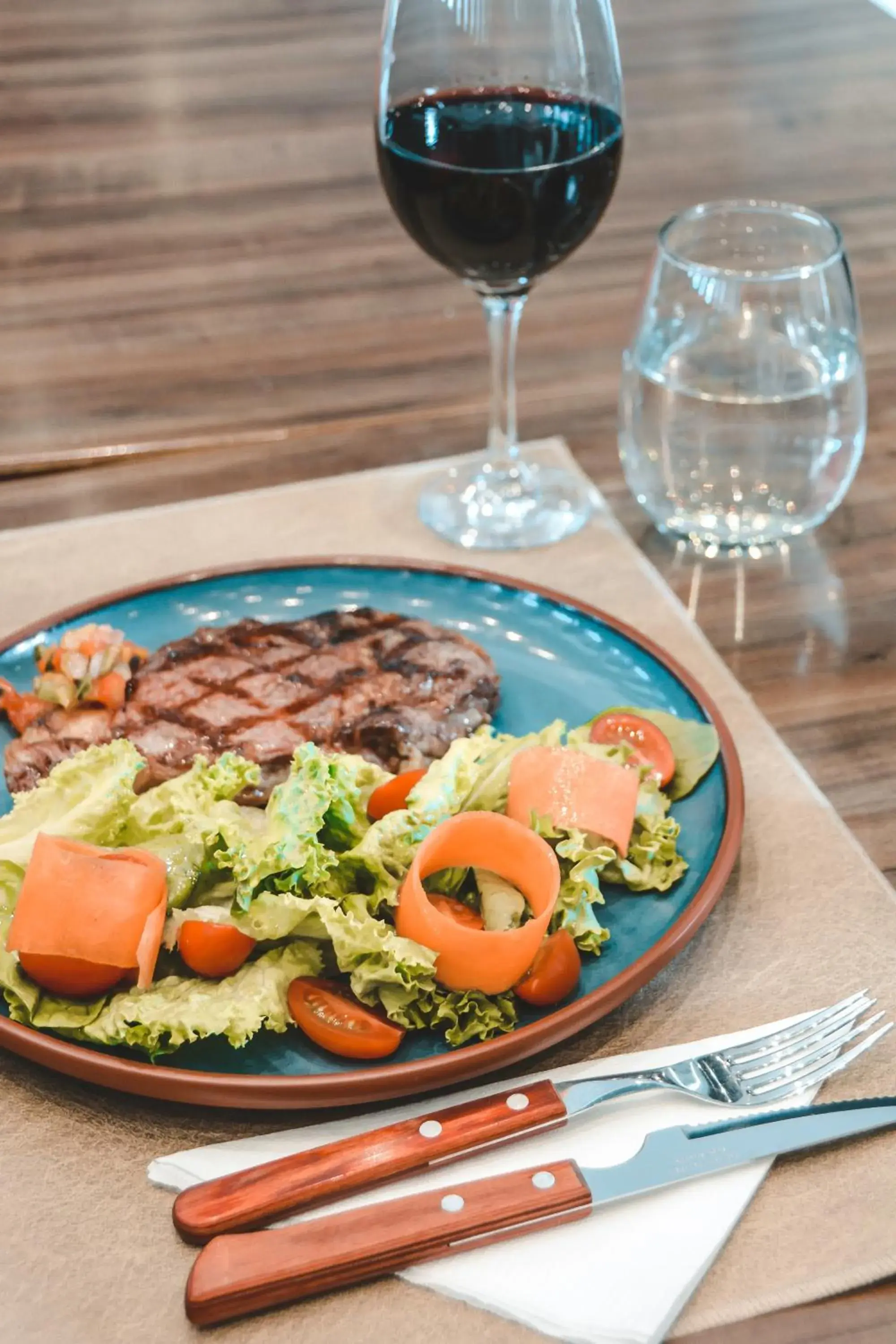 Restaurant/places to eat in ibis Mendoza Restaurant/places to eat in ibis Mendoza