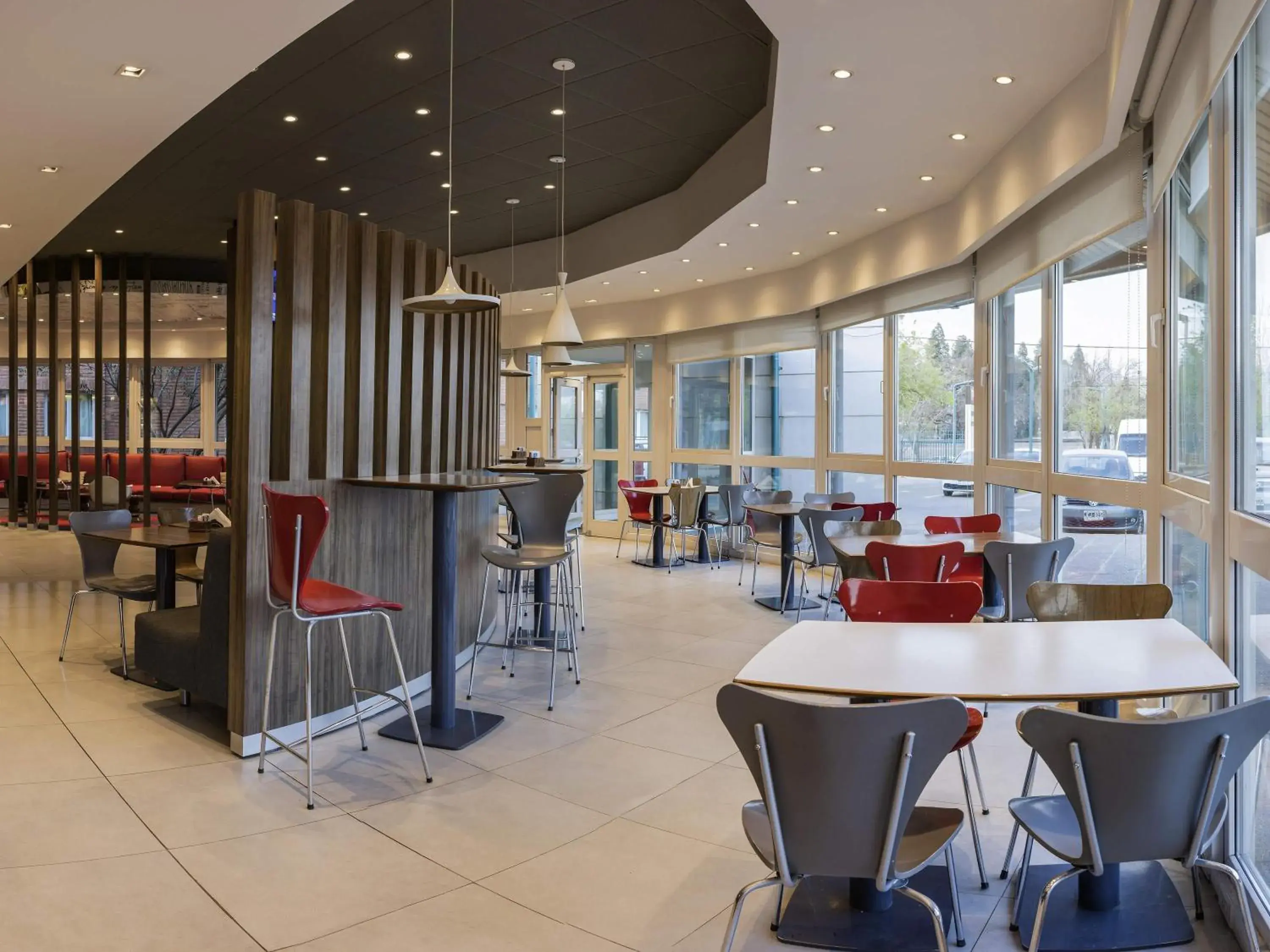 Restaurant/places to eat in ibis Mendoza Restaurant/places to eat in ibis Mendoza