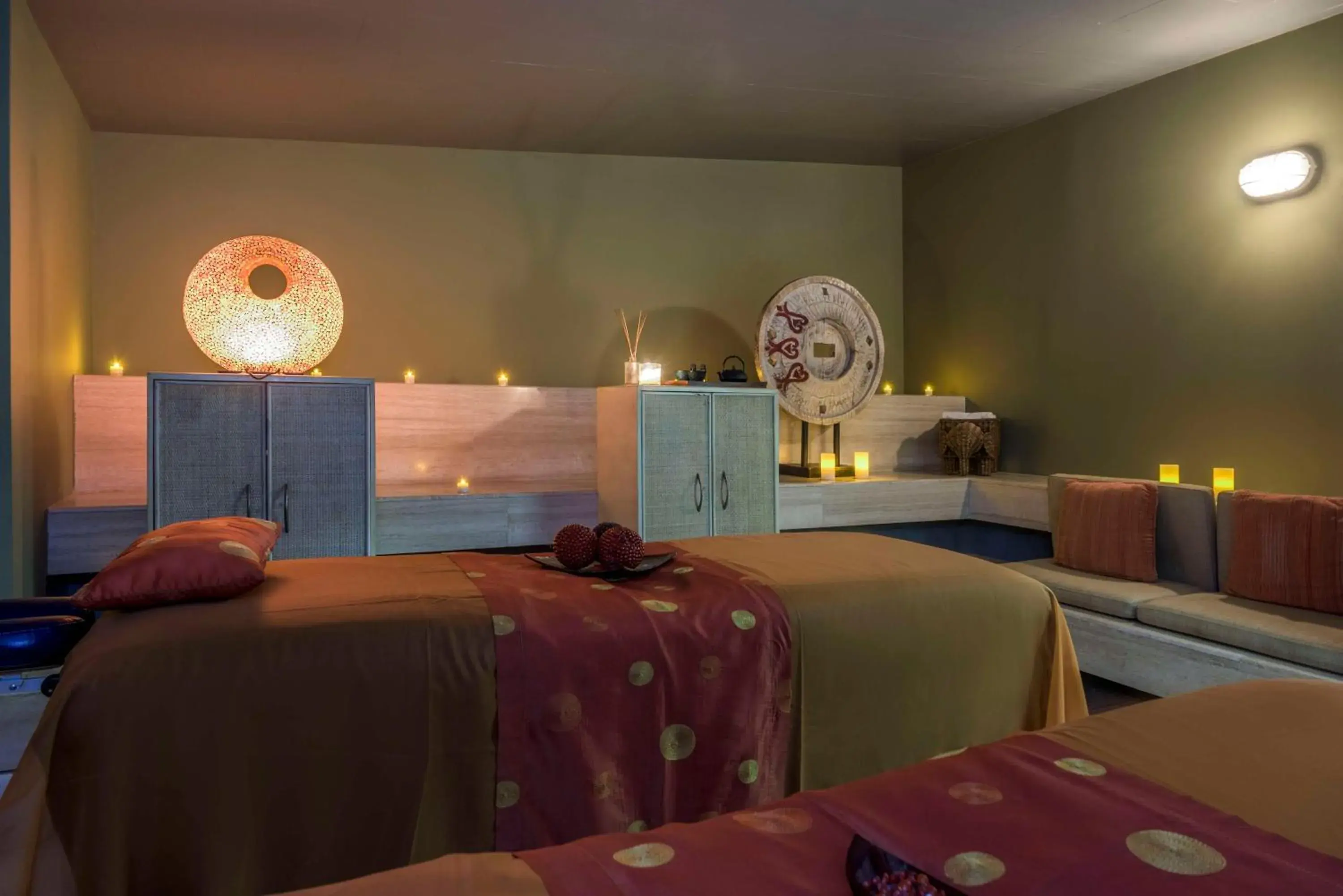 Spa and wellness centre/facilities, Bed in NH Cali Royal Spa and wellness centre/facilities, Bed in NH Cali Royal