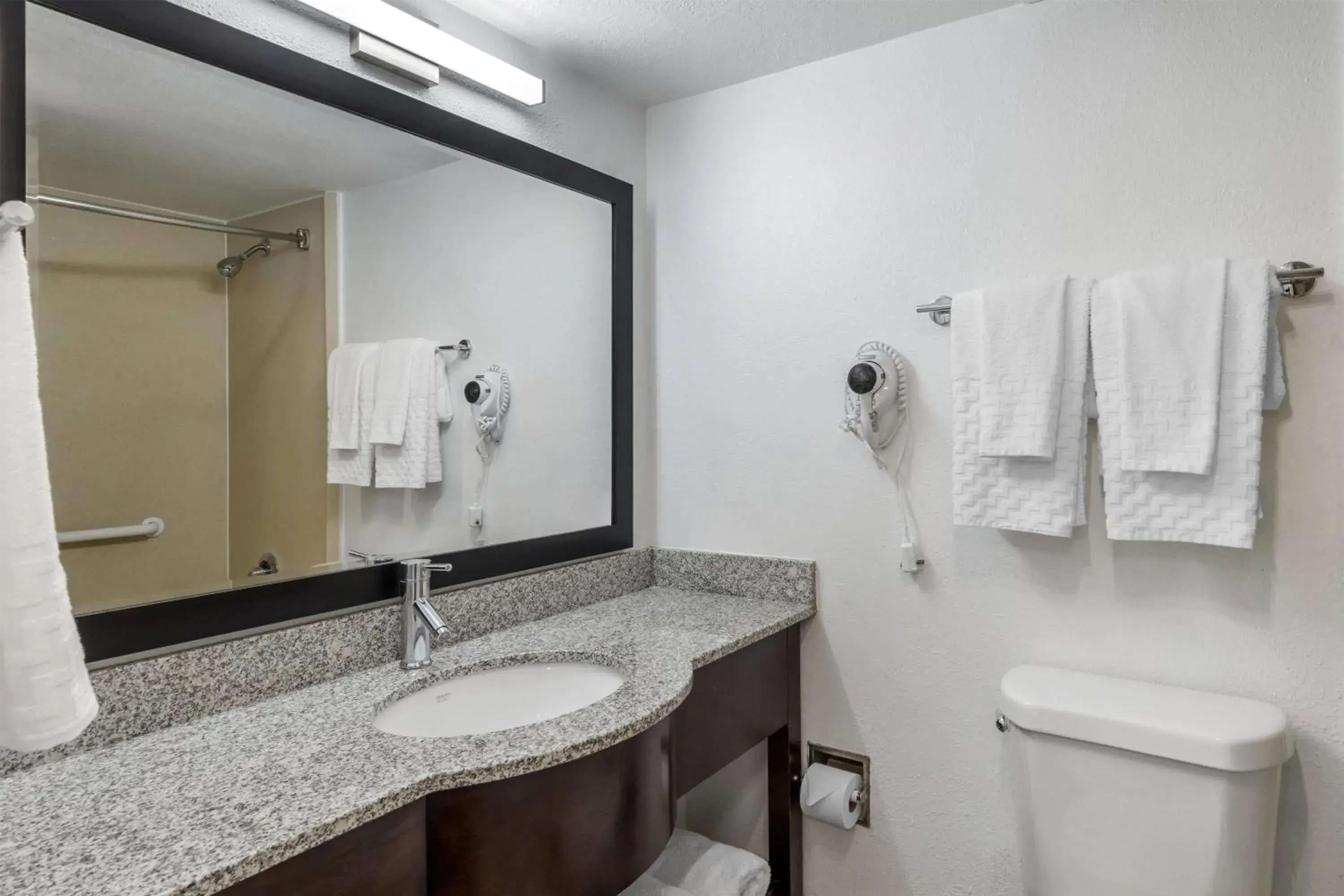 Bathroom in Best Western Palm Beach Lakes Bathroom in Best Western Palm Beach Lakes