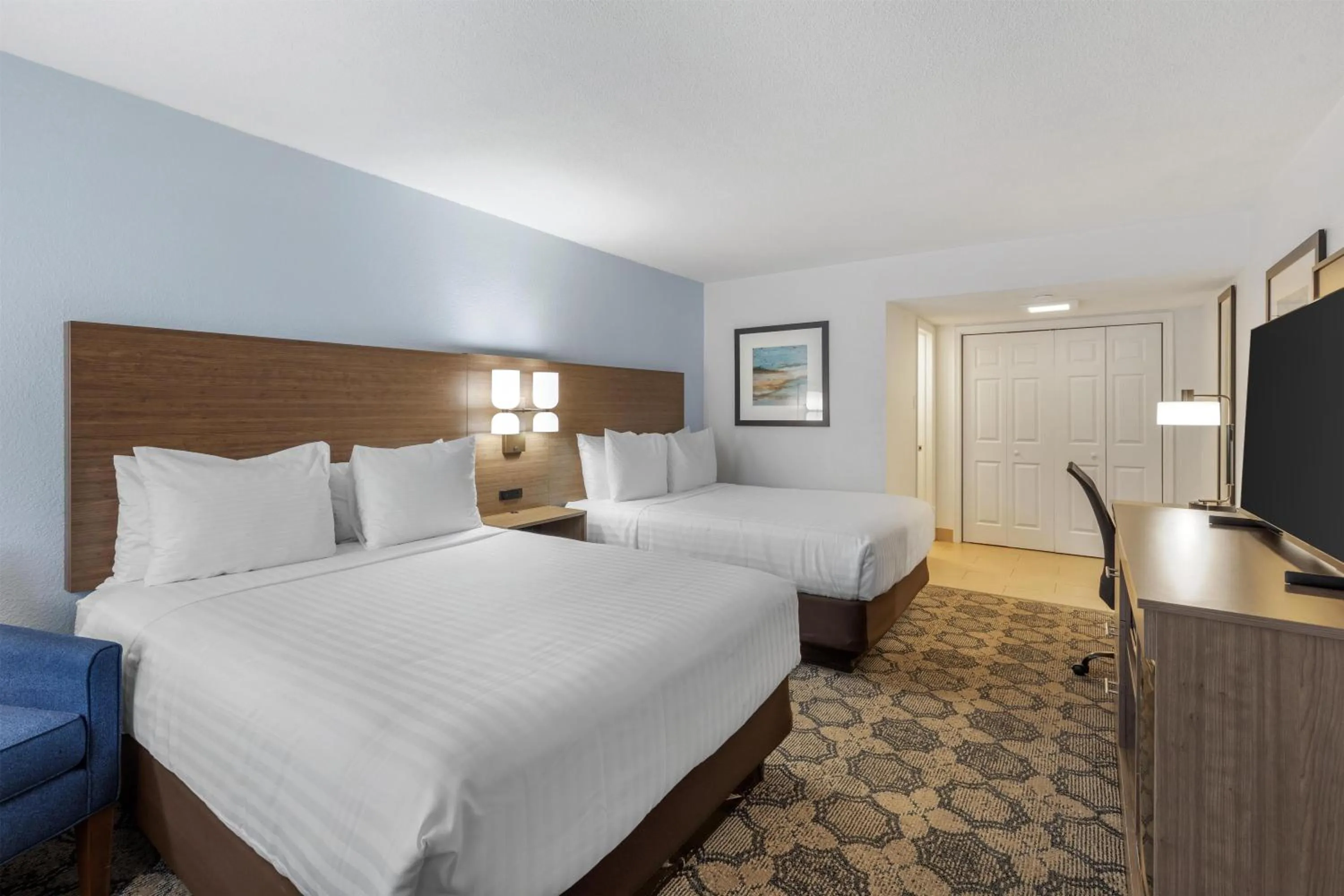Bedroom, Bed in Best Western Palm Beach Lakes
