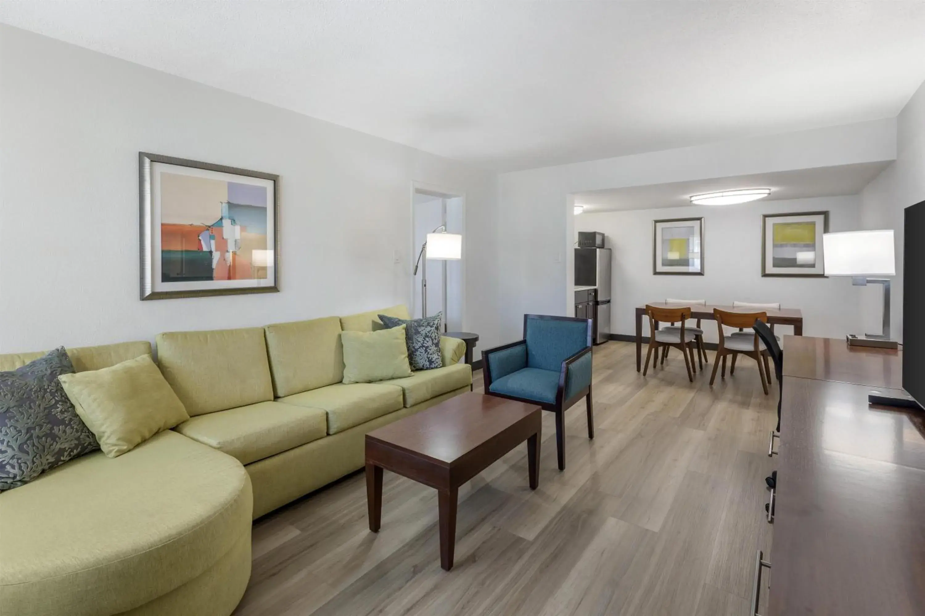 Bedroom in Best Western Palm Beach Lakes Bedroom in Best Western Palm Beach Lakes