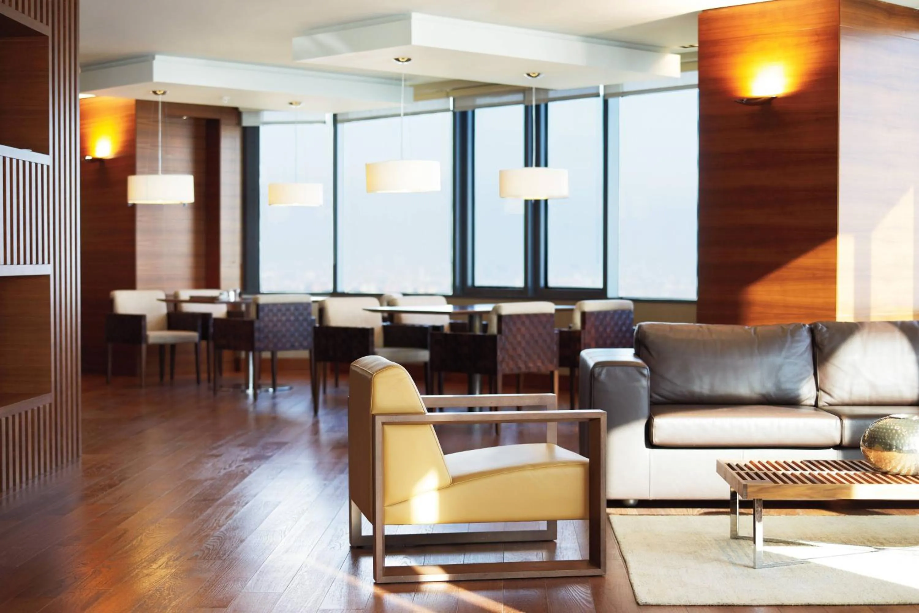 Lounge or bar in Sheraton Istanbul Atakoy Hotel