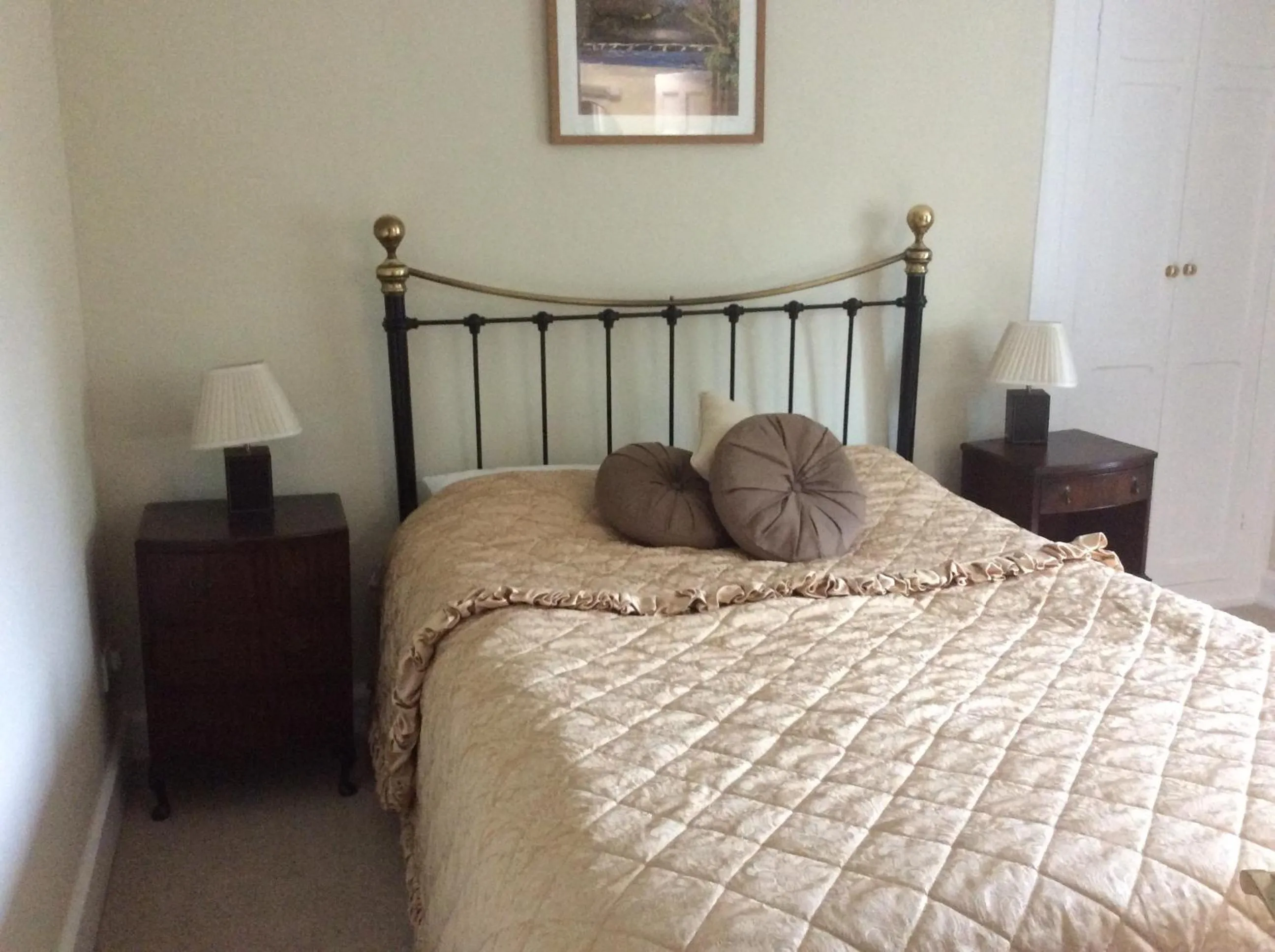 Bedroom, Bed in Zeal Farm