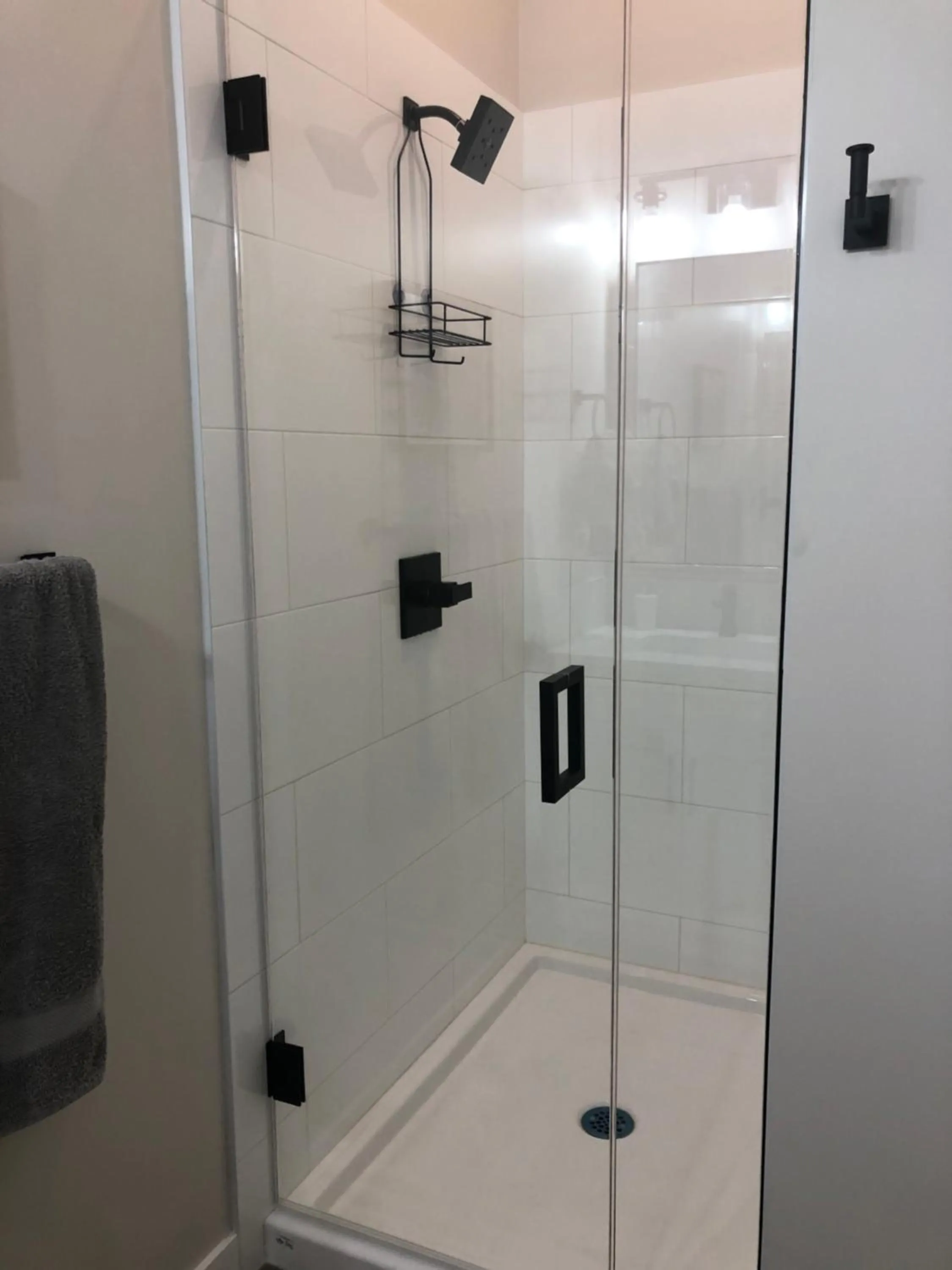 Bathroom in Mountain View Bed & Breakfast