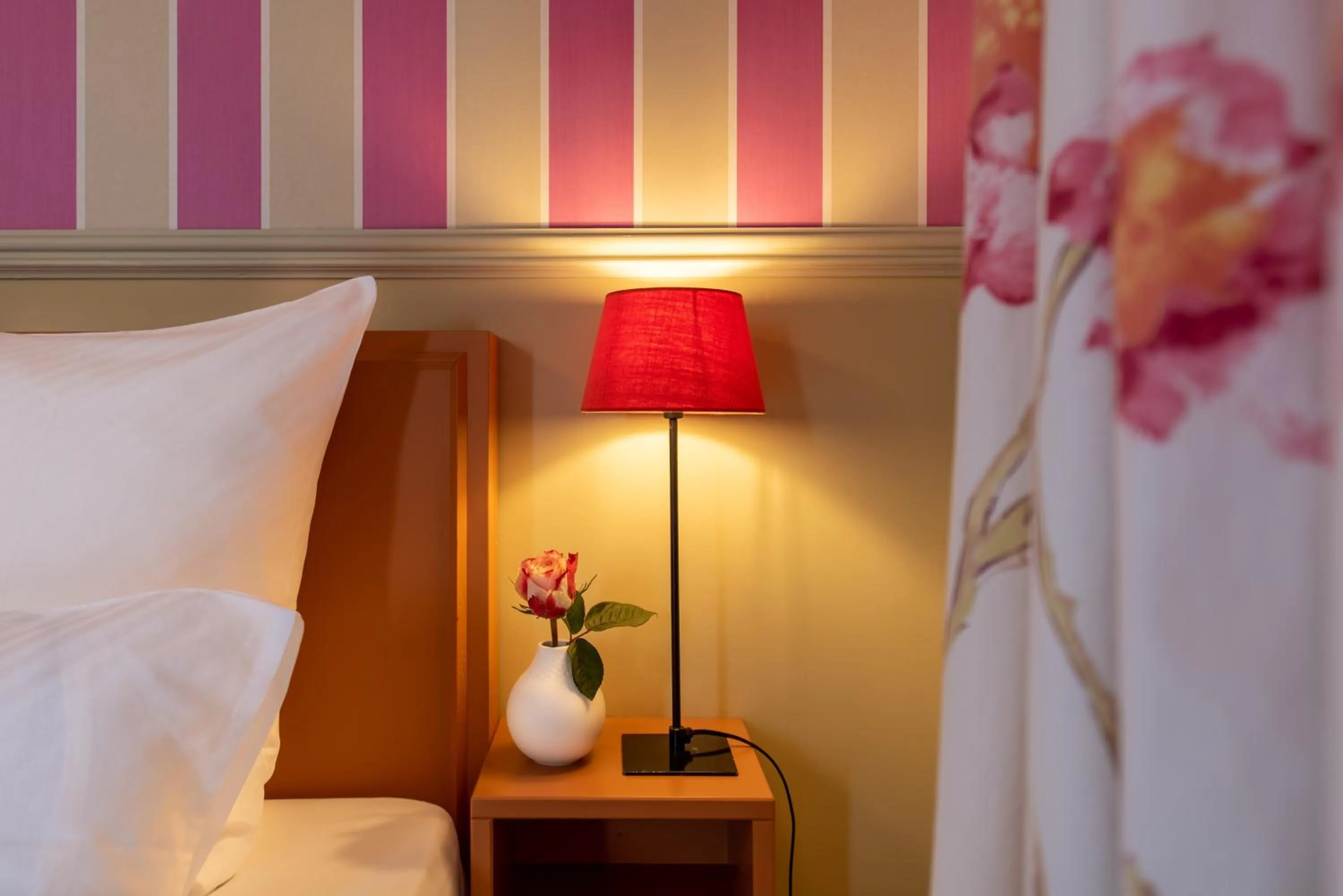 Bed in Gästehaus Schloss Saareck