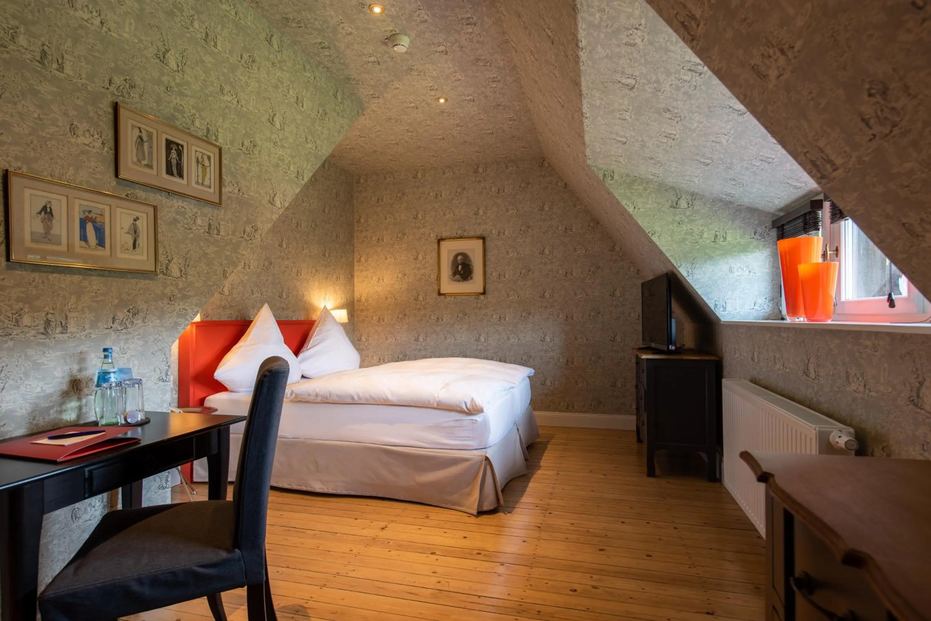 Bed in Gästehaus Schloss Saareck