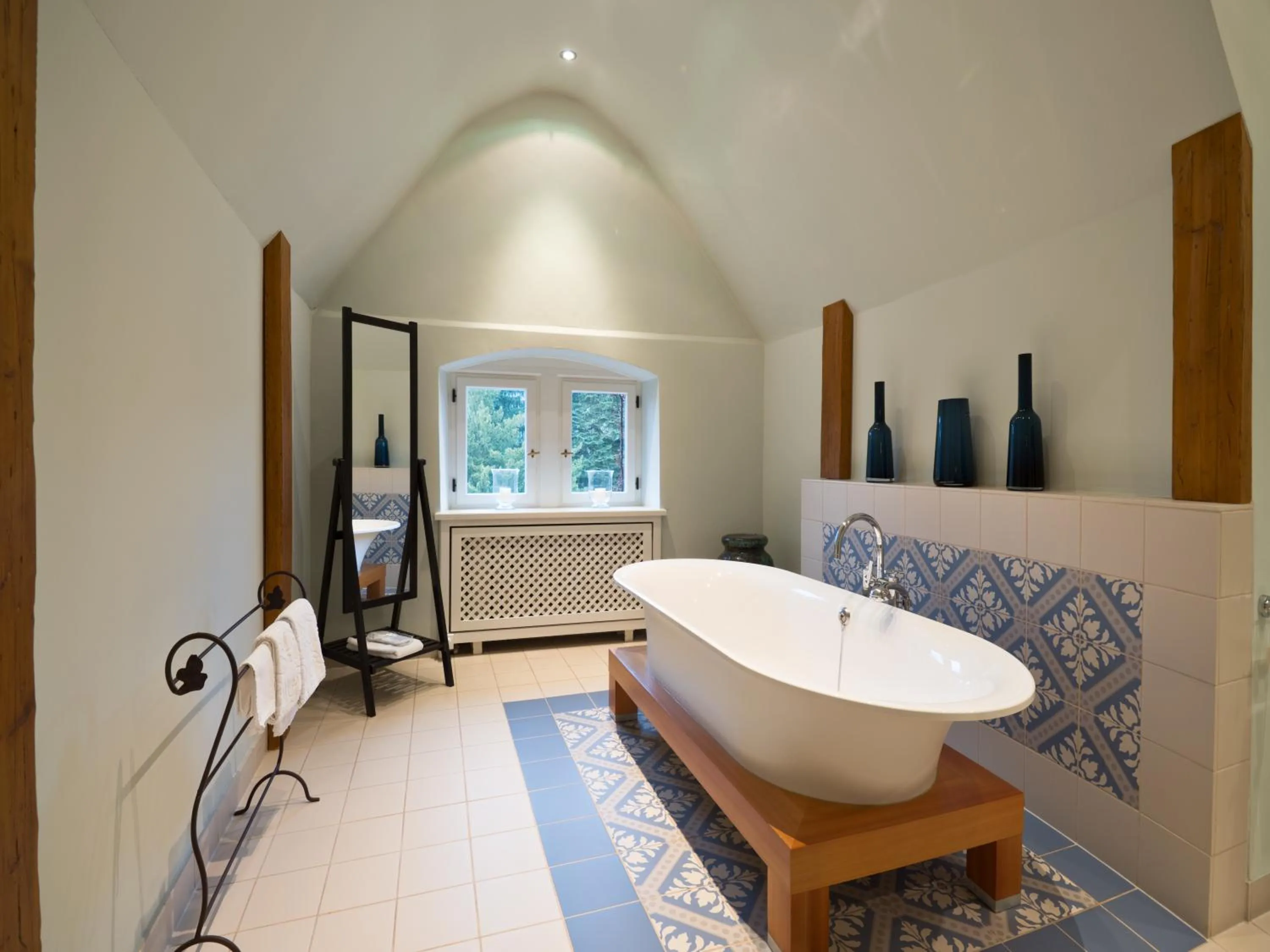 Bathroom in Gästehaus Schloss Saareck