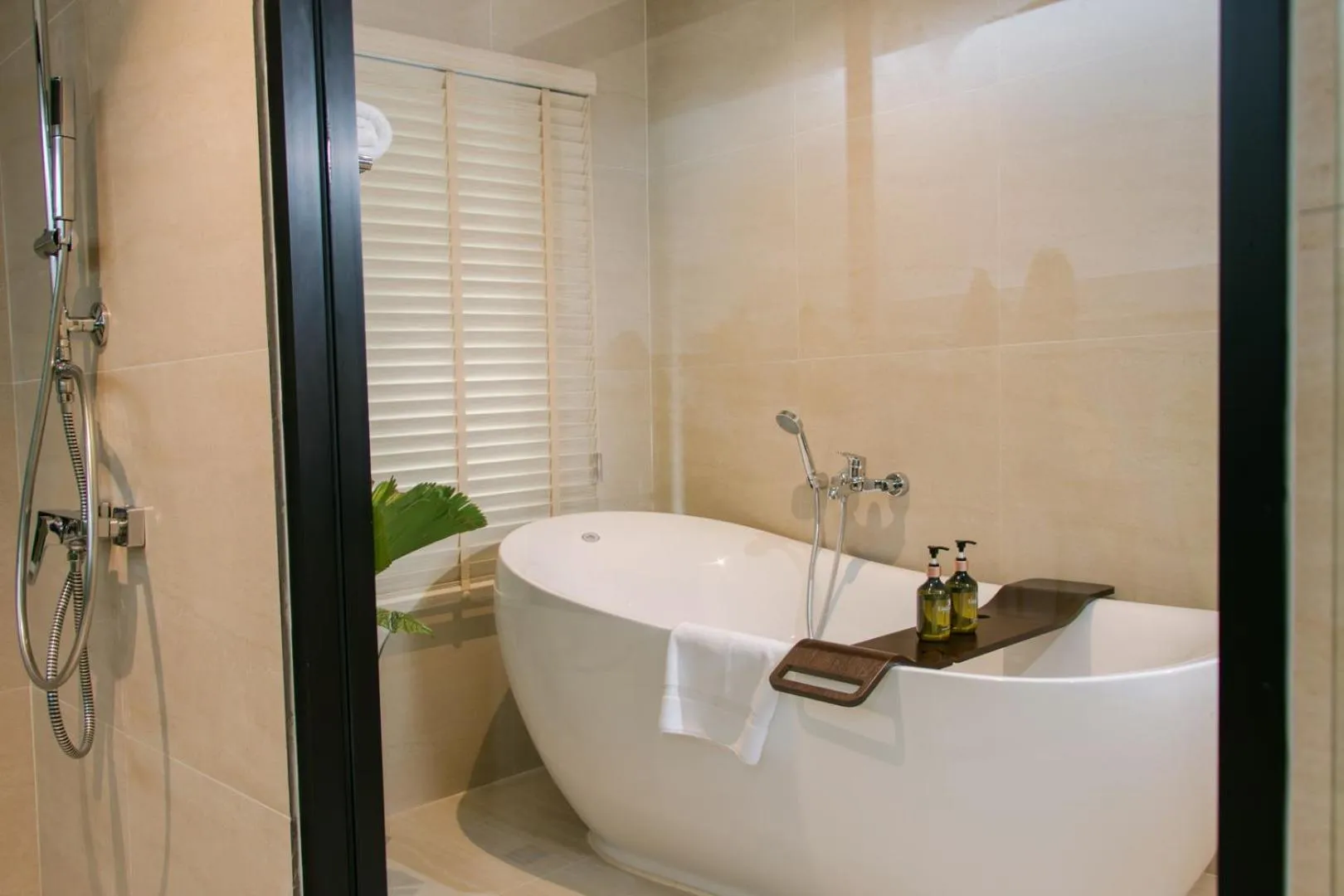 Bathroom in Khaolak Emerald Beach Resort and Spa