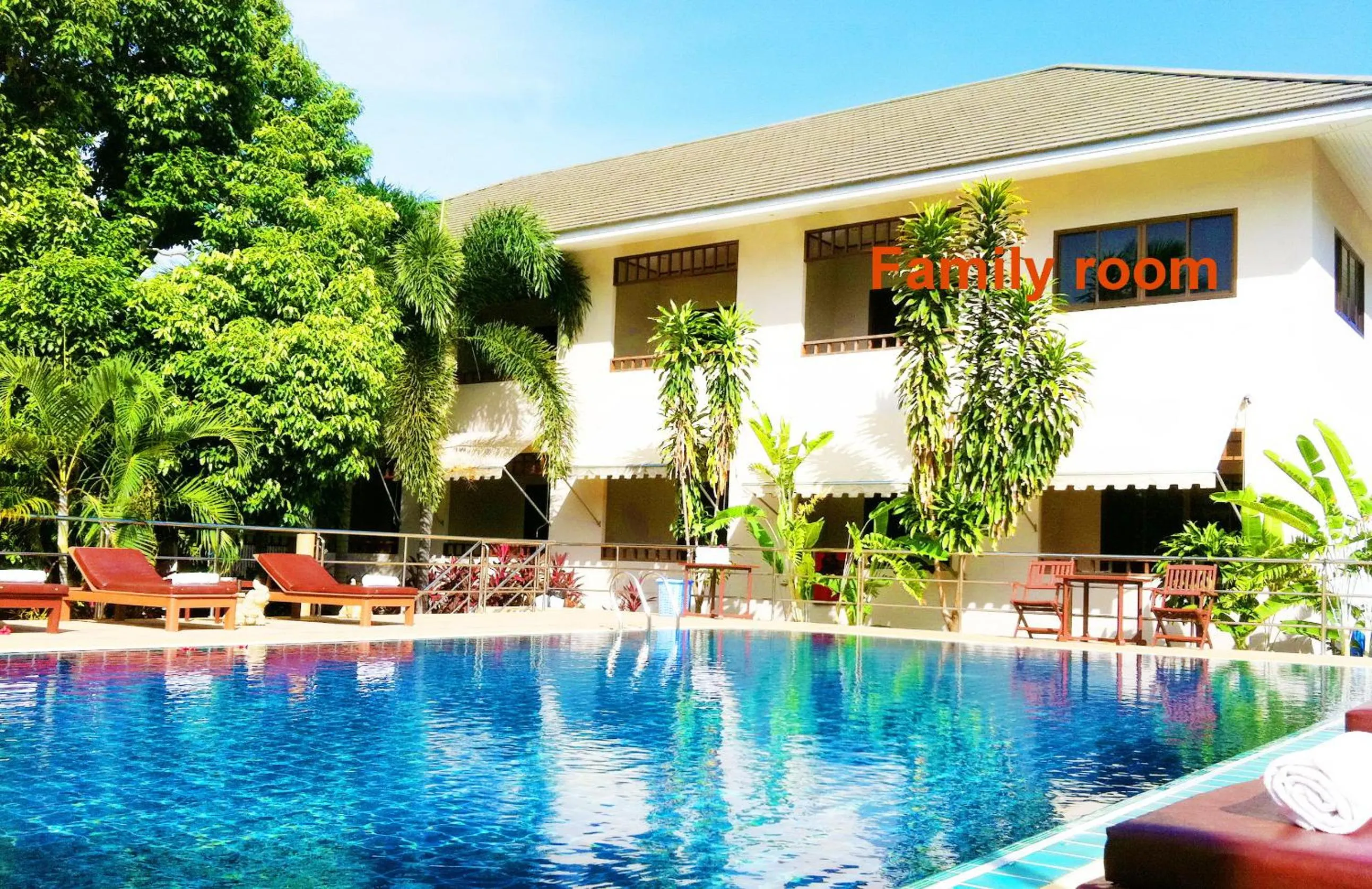 Swimming pool in Lamai Inn 99 Bungalows