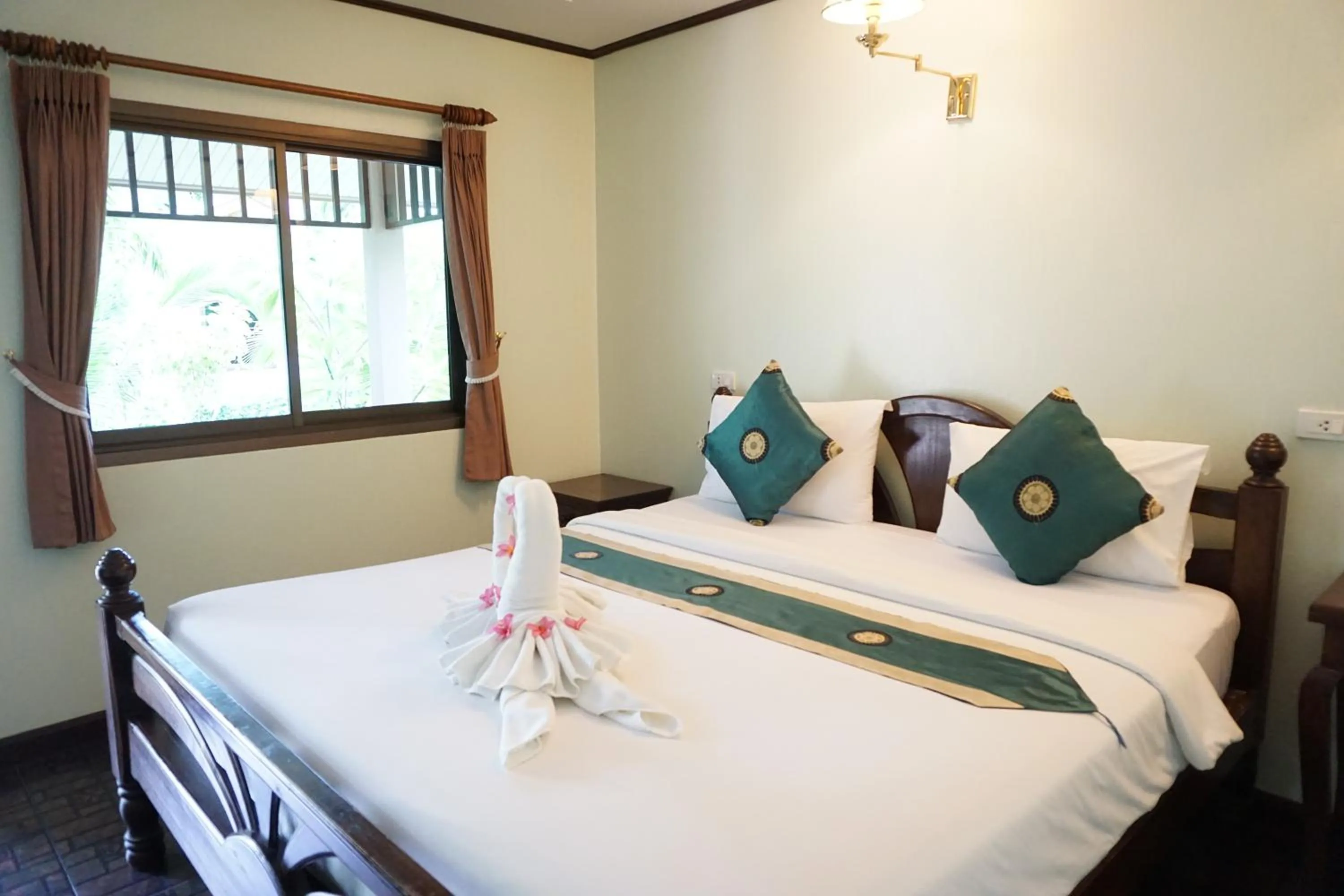 Bedroom, Bed in Lamai Inn 99 Bungalows