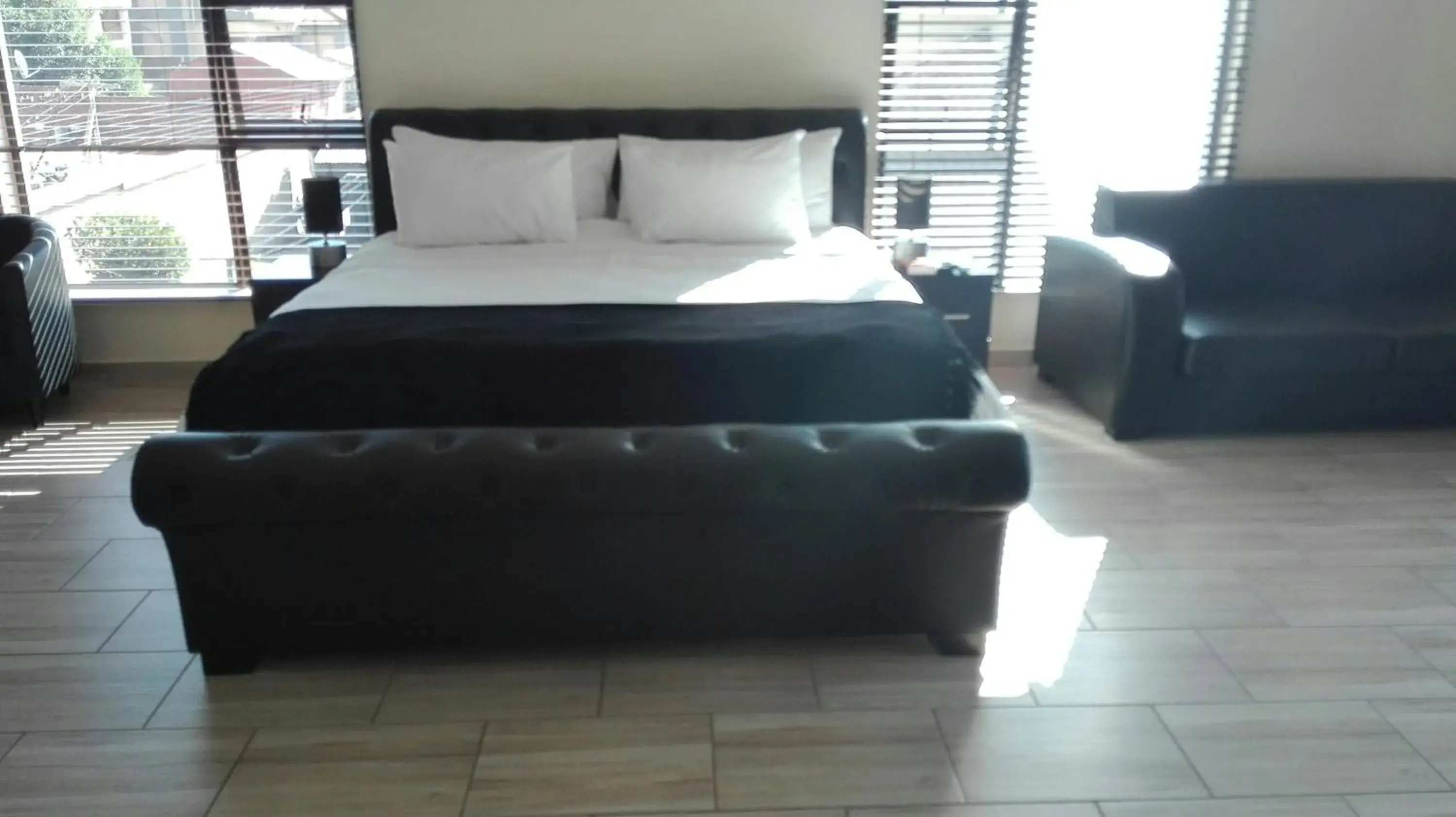 Suite - single occupancy in Estoby Executive guest house Suite - single occupancy in Estoby Executive guest house