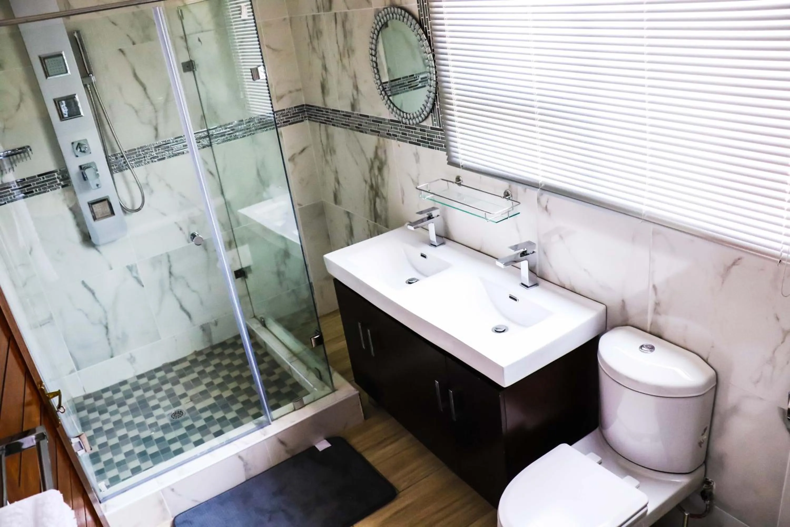 Bathroom in Estoby Executive guest house