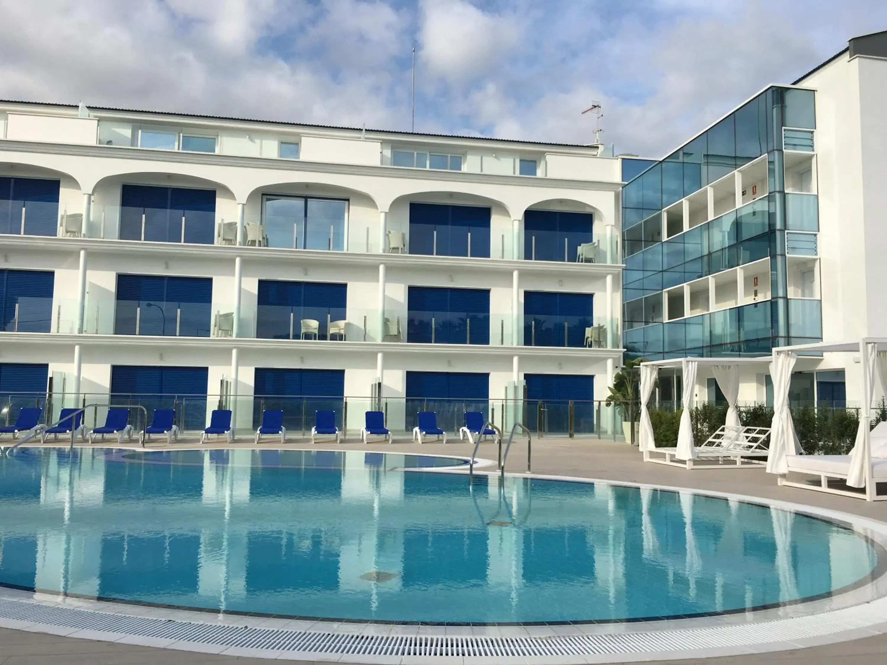 Property building in Masd Mediterraneo Hotel Apartamentos Spa Property building in Masd Mediterraneo Hotel Apartamentos Spa