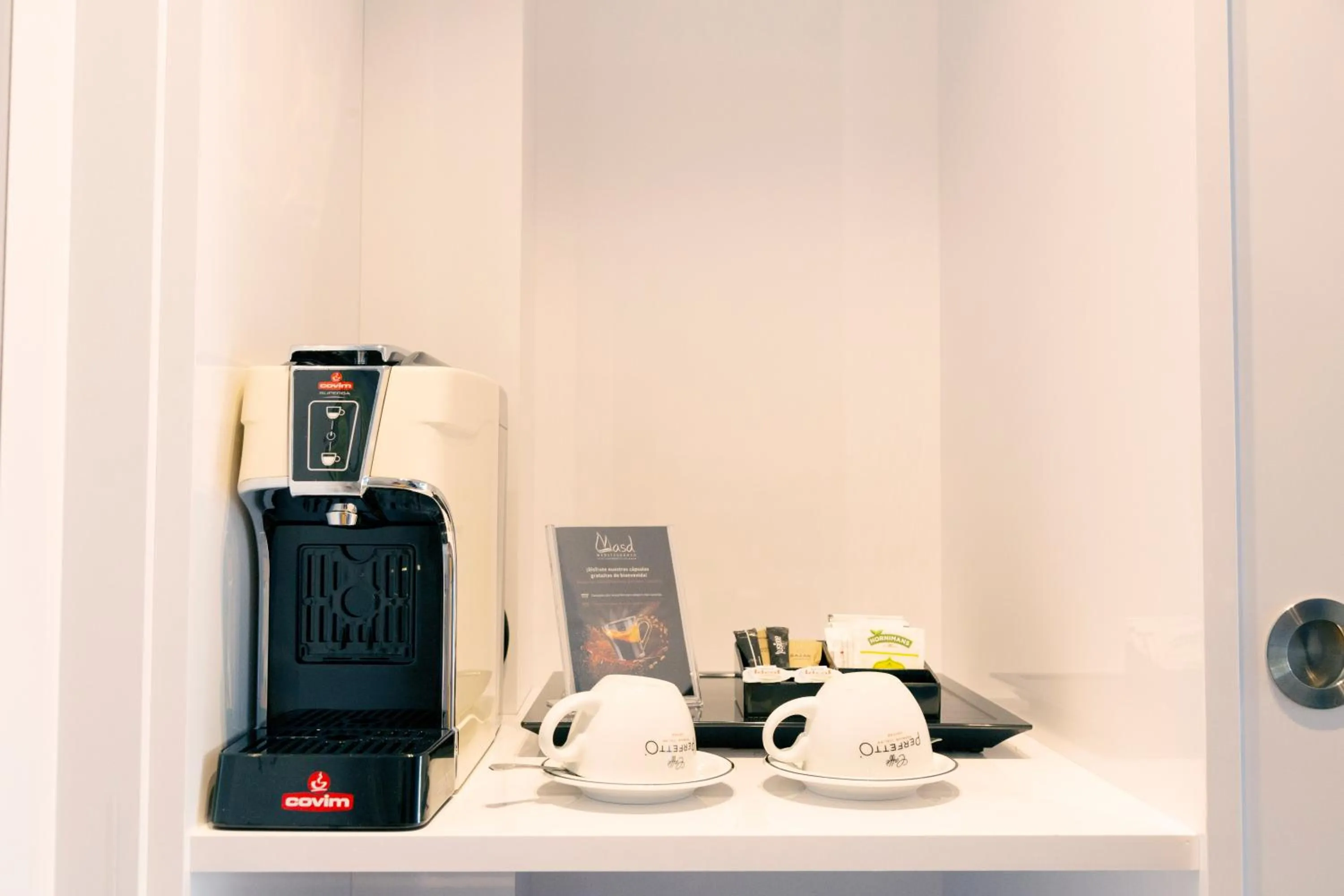 Coffee/tea facilities in Masd Mediterraneo Hotel Apartamentos Spa