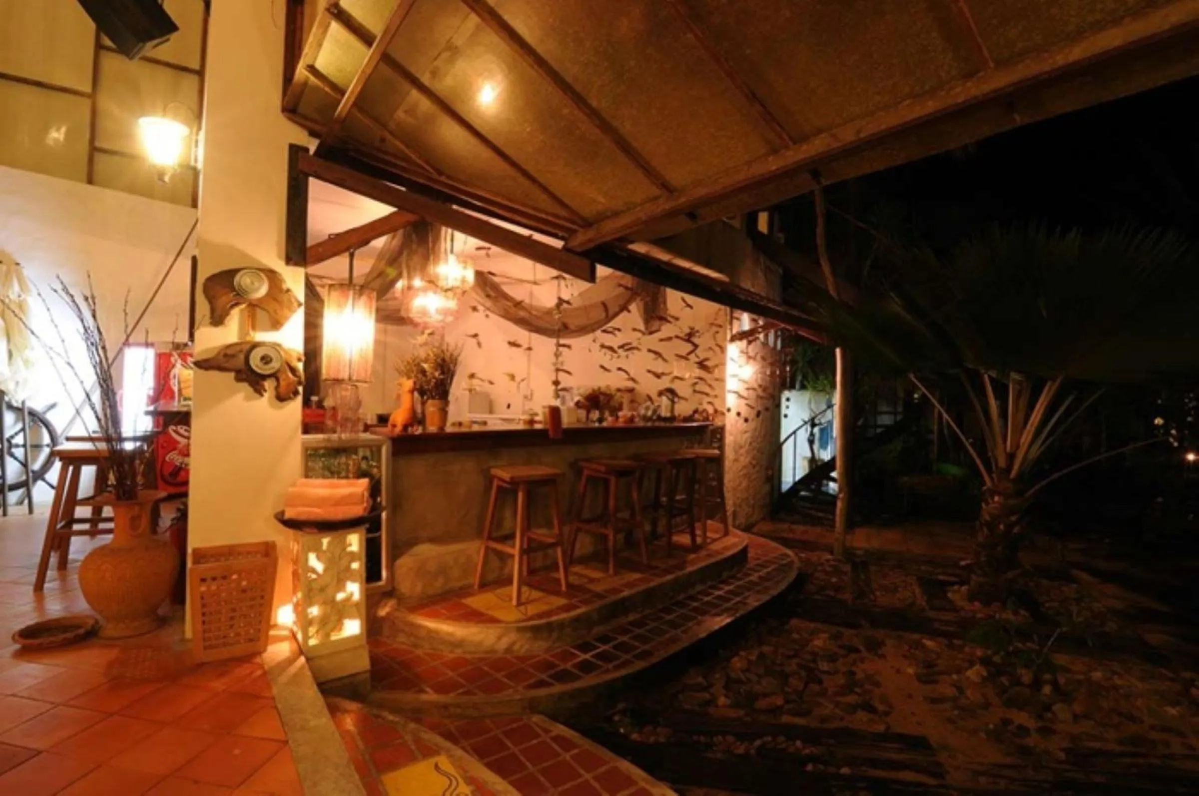 Restaurant/places to eat in Rachavadee Bankrut Resort