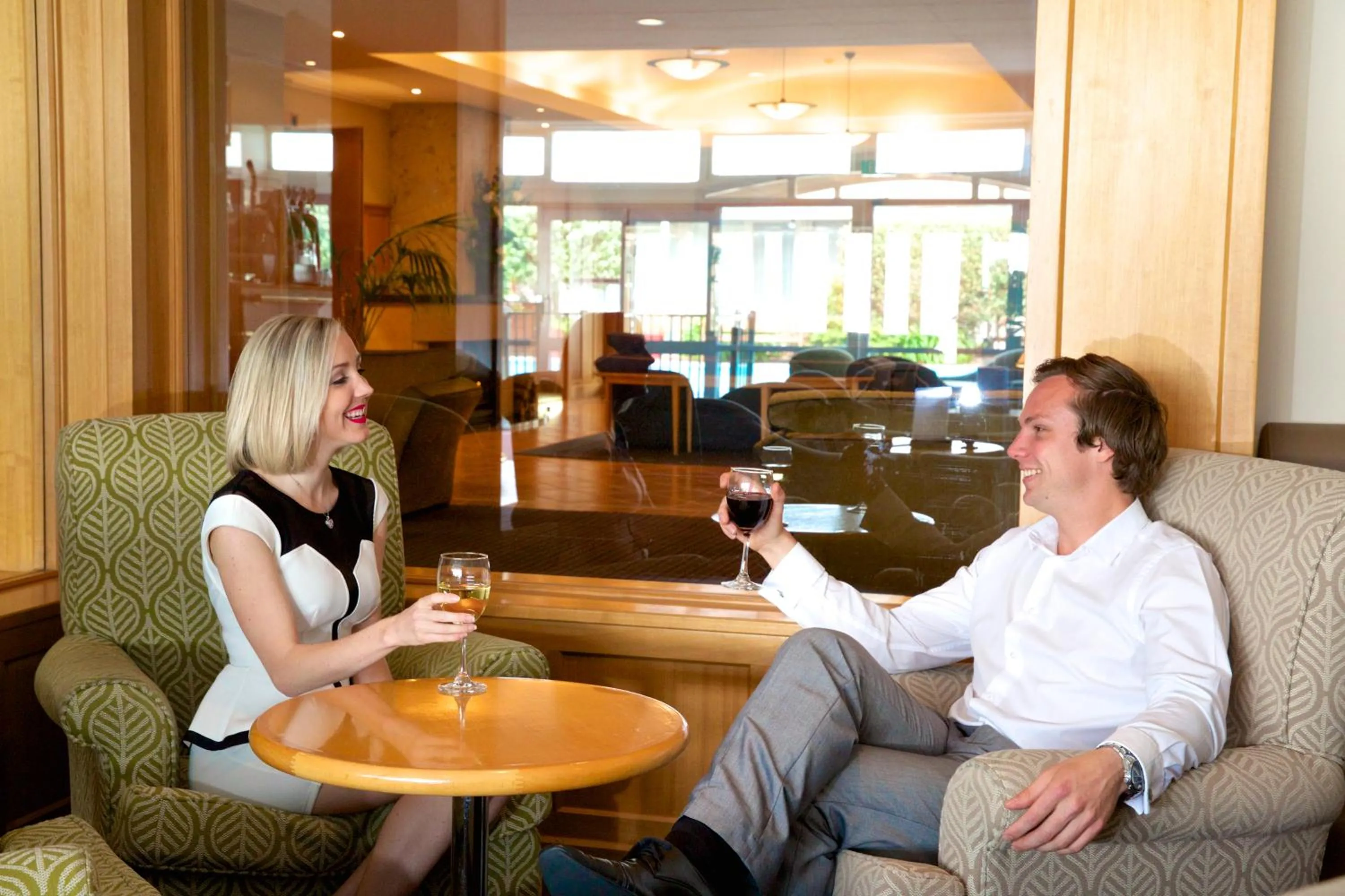 Lounge or bar in Brentwood Hotel