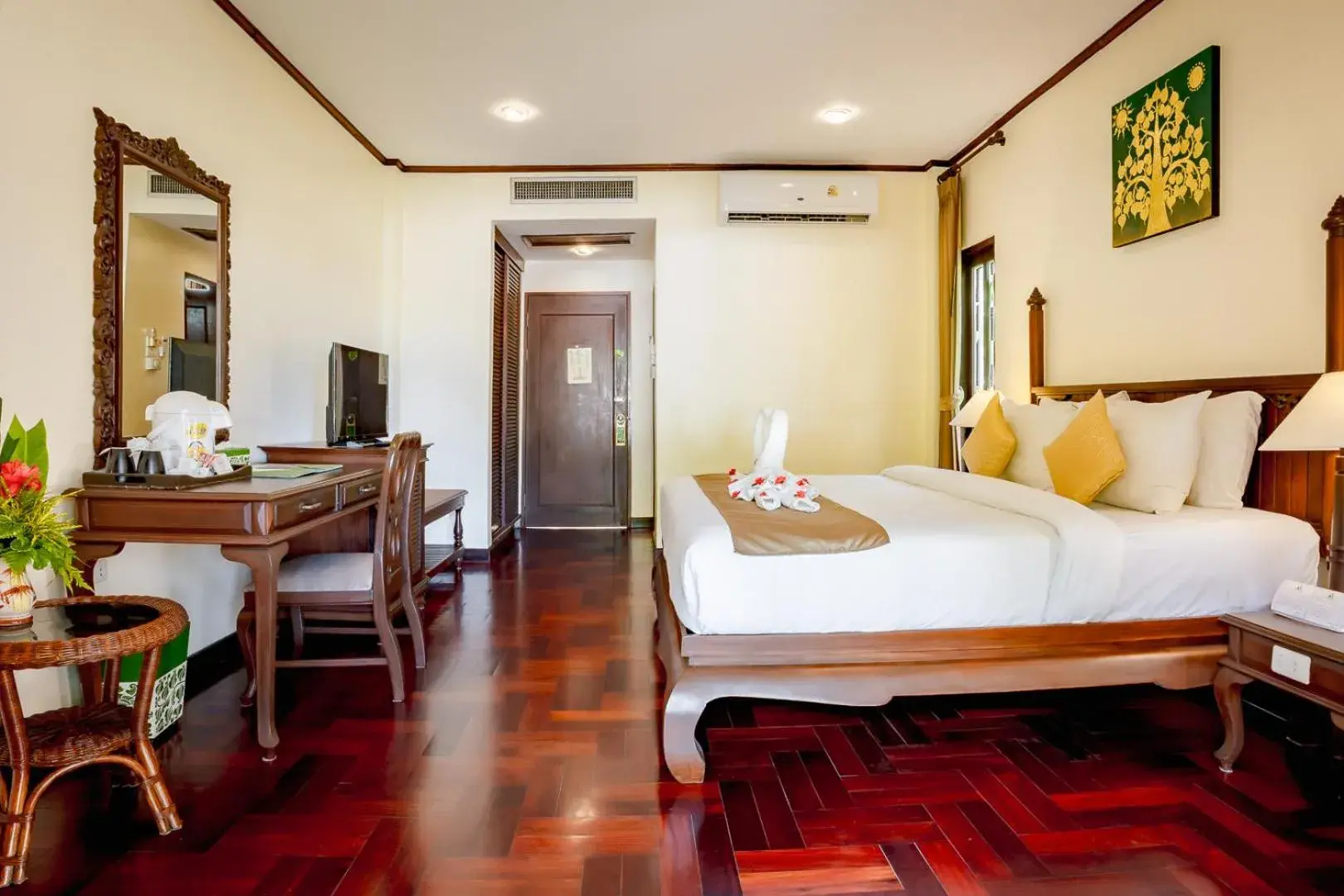 Bedroom, Bed in Khaolak Palm Beach Resort Bedroom, Bed in Khaolak Palm Beach Resort