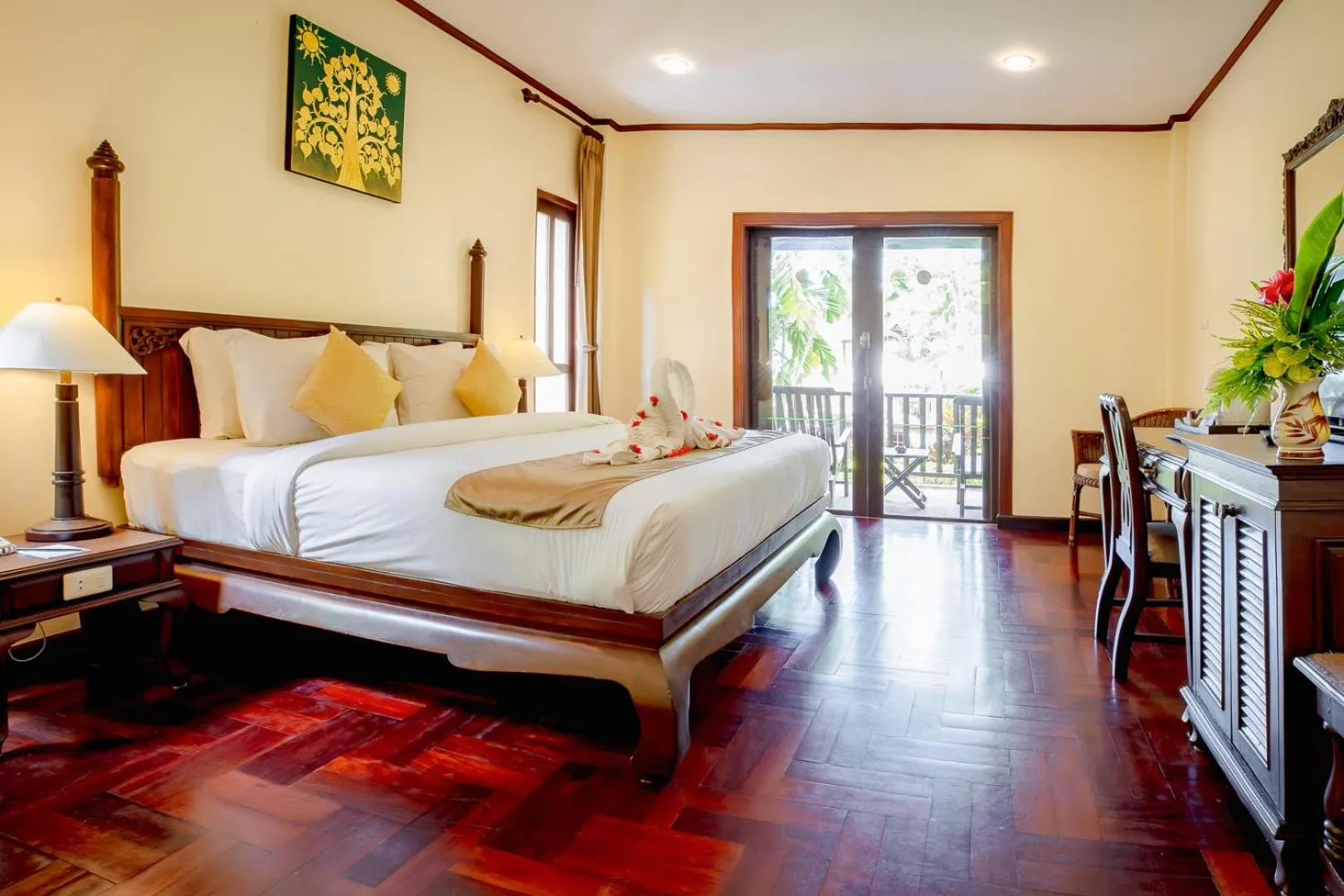 Bed in Khaolak Palm Beach Resort