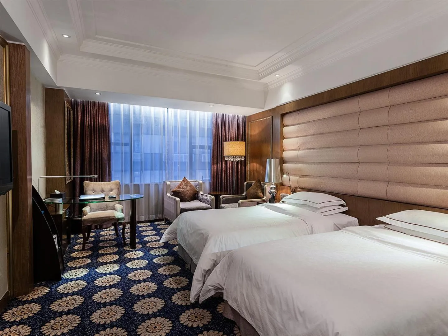 Bedroom, Bed in Guangzhou Good International Hotel