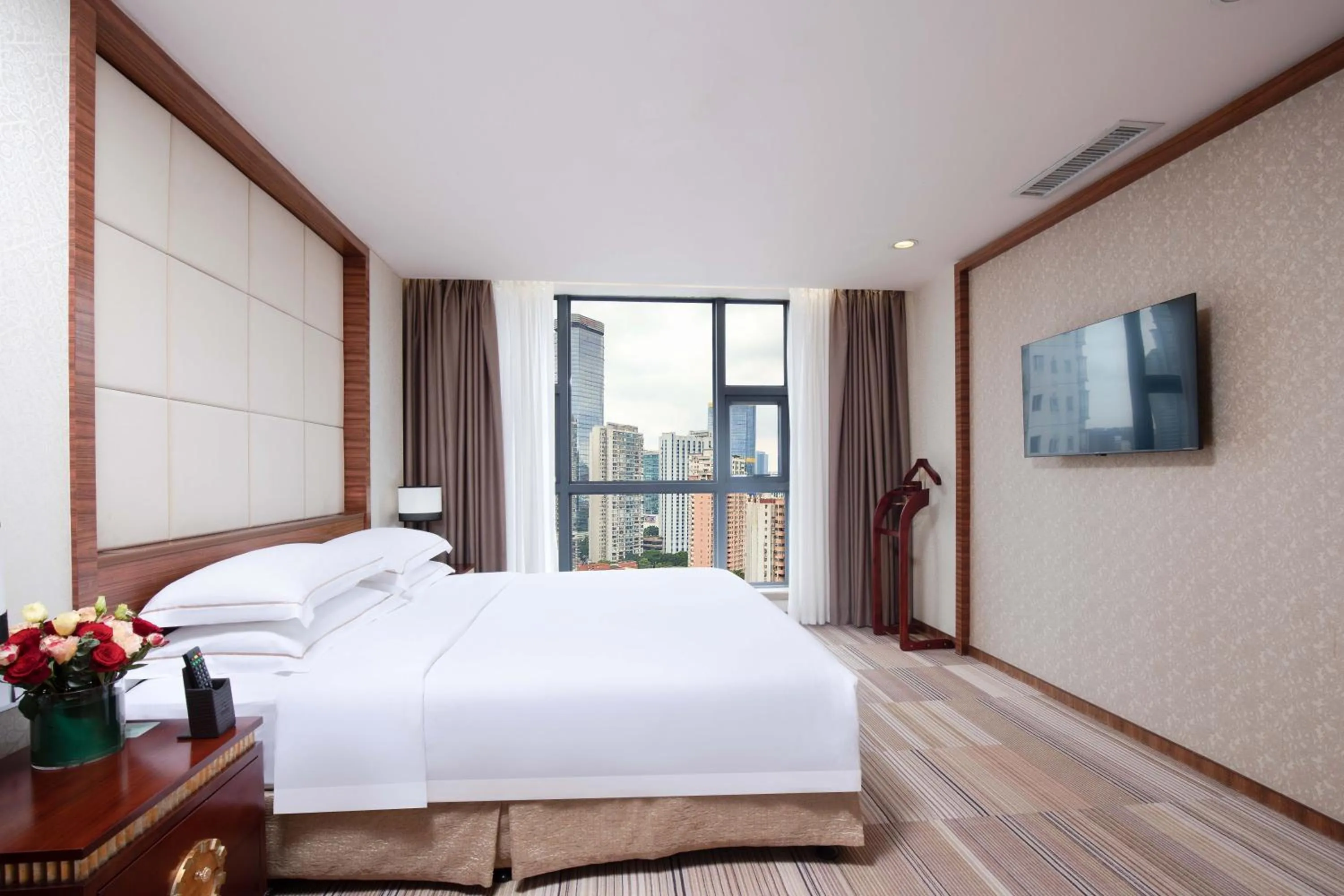 Bed in Guangzhou Good International Hotel