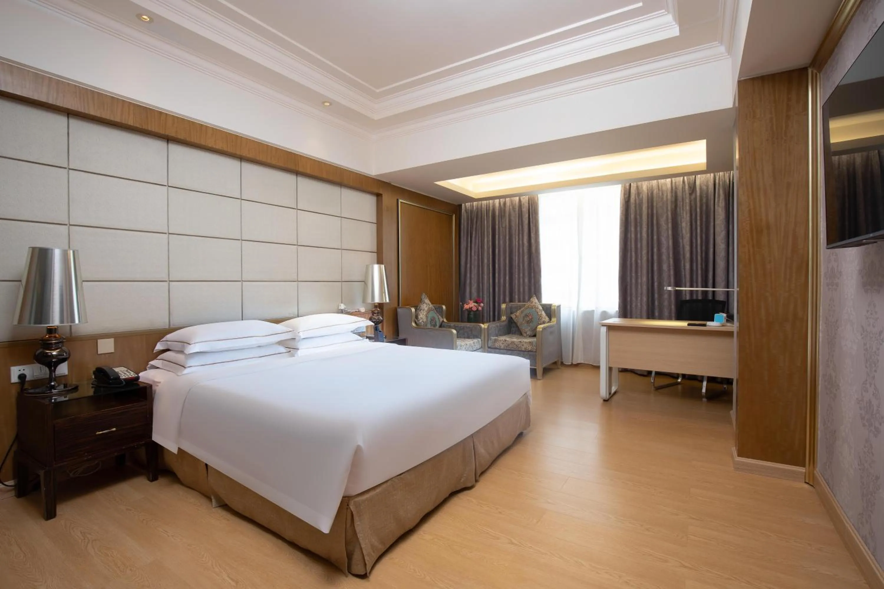 Bedroom, Bed in Guangzhou Good International Hotel