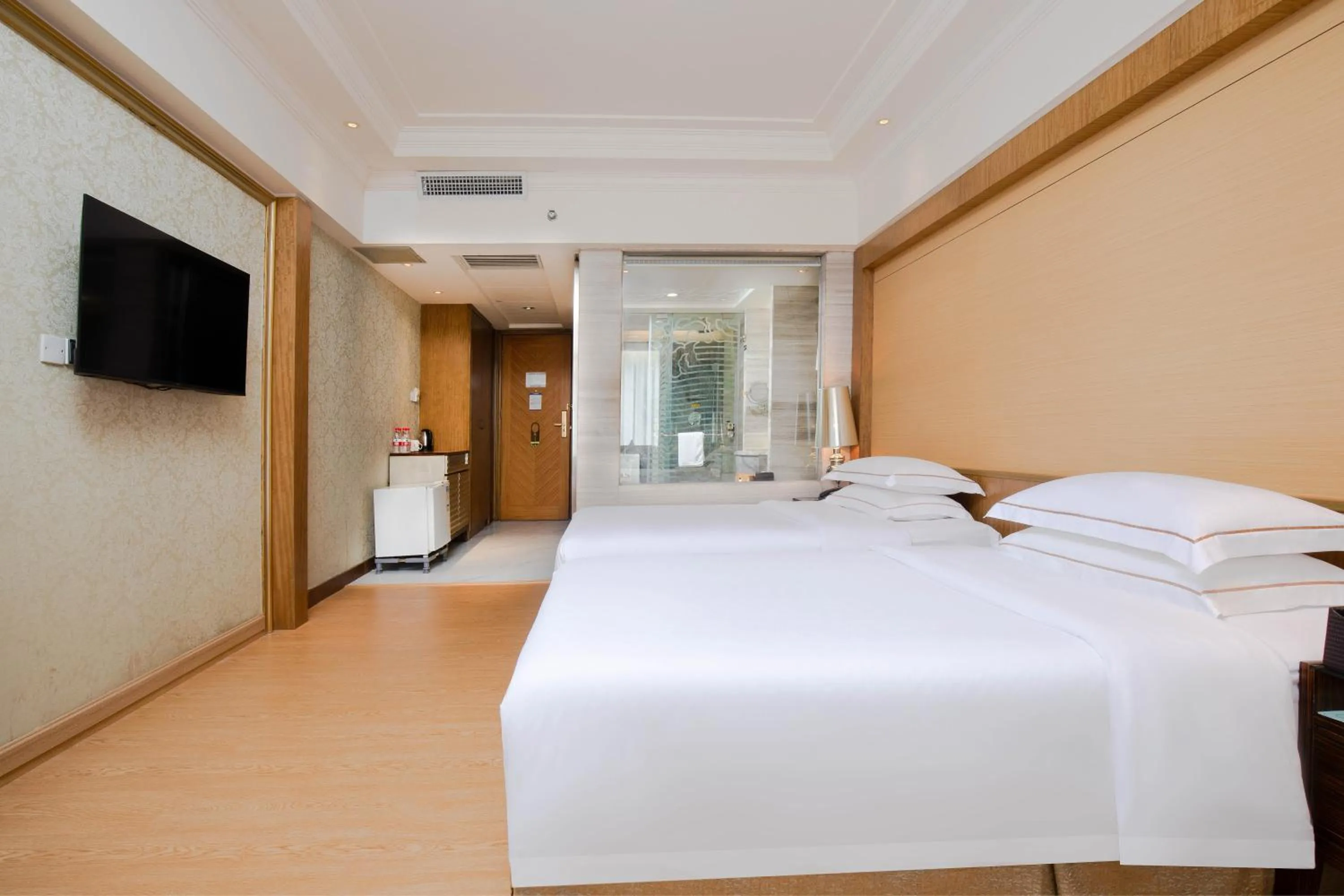 Bed in Guangzhou Good International Hotel