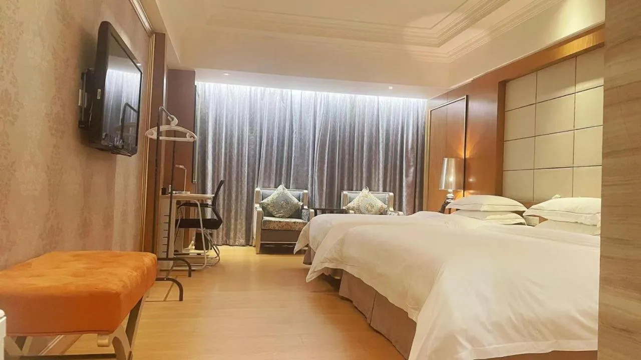 Bed in Guangzhou Good International Hotel