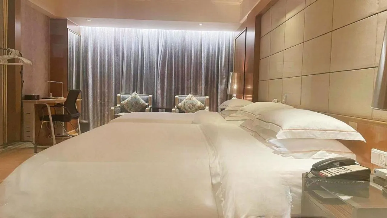 Bed in Guangzhou Good International Hotel