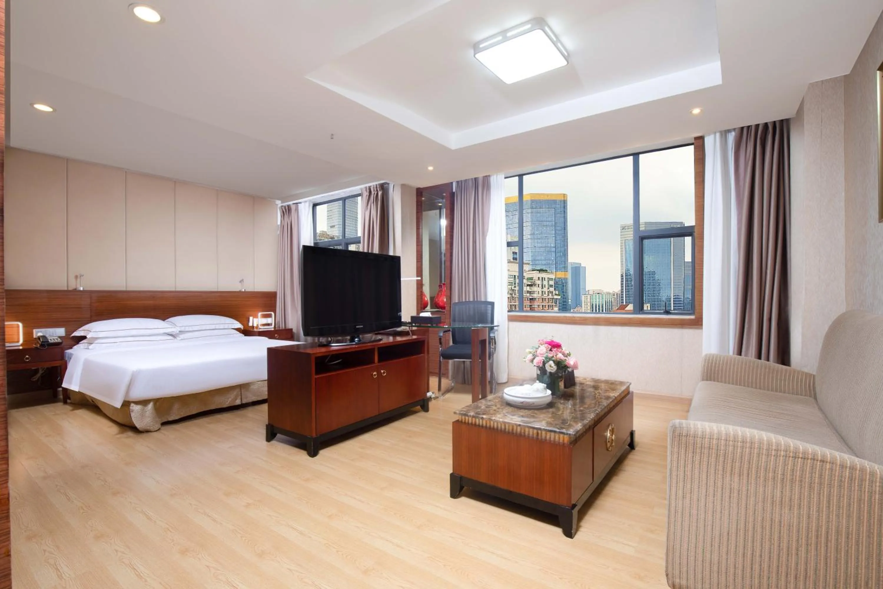 Bed in Guangzhou Good International Hotel