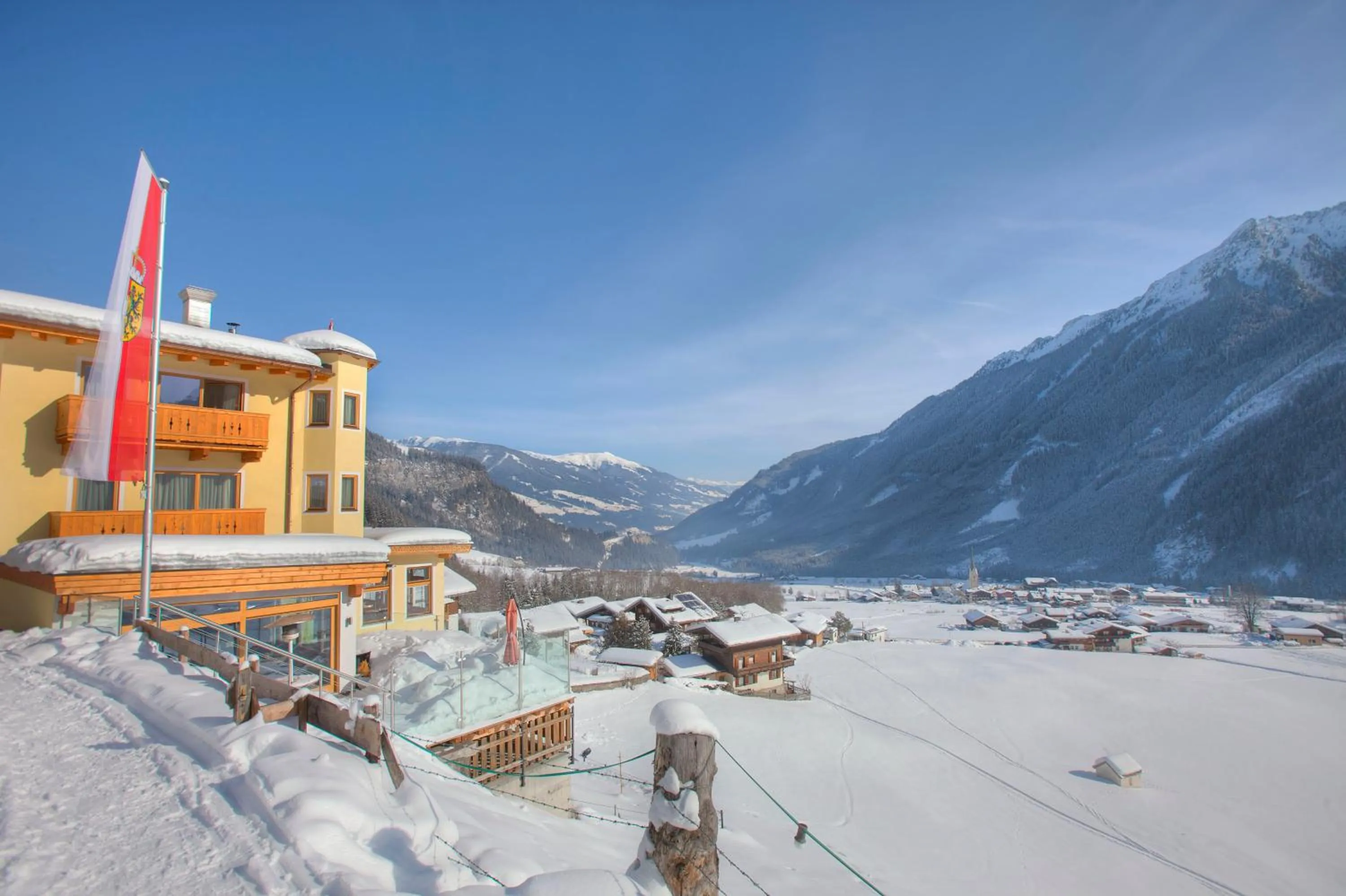 Facade/entrance in Panoramahotel Burgeck