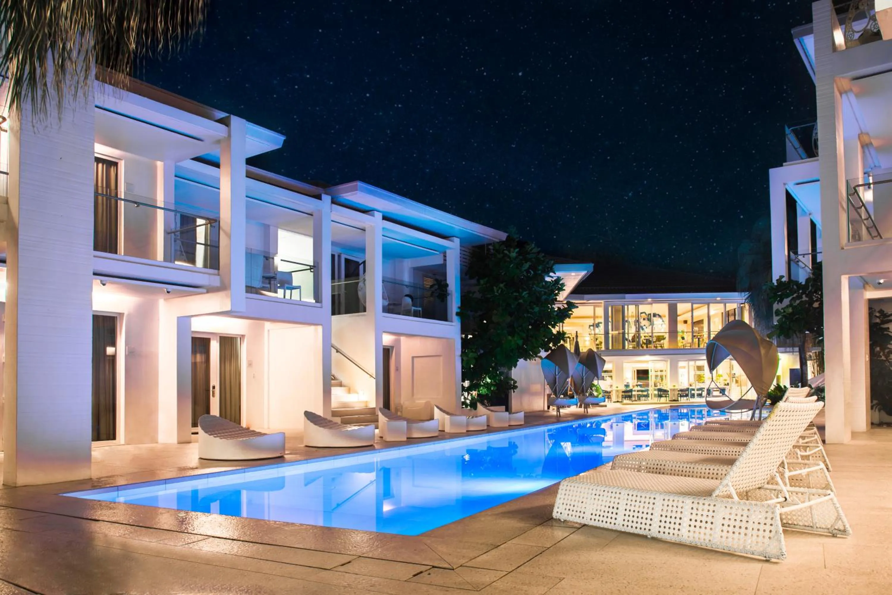 Night in Astoria Boracay