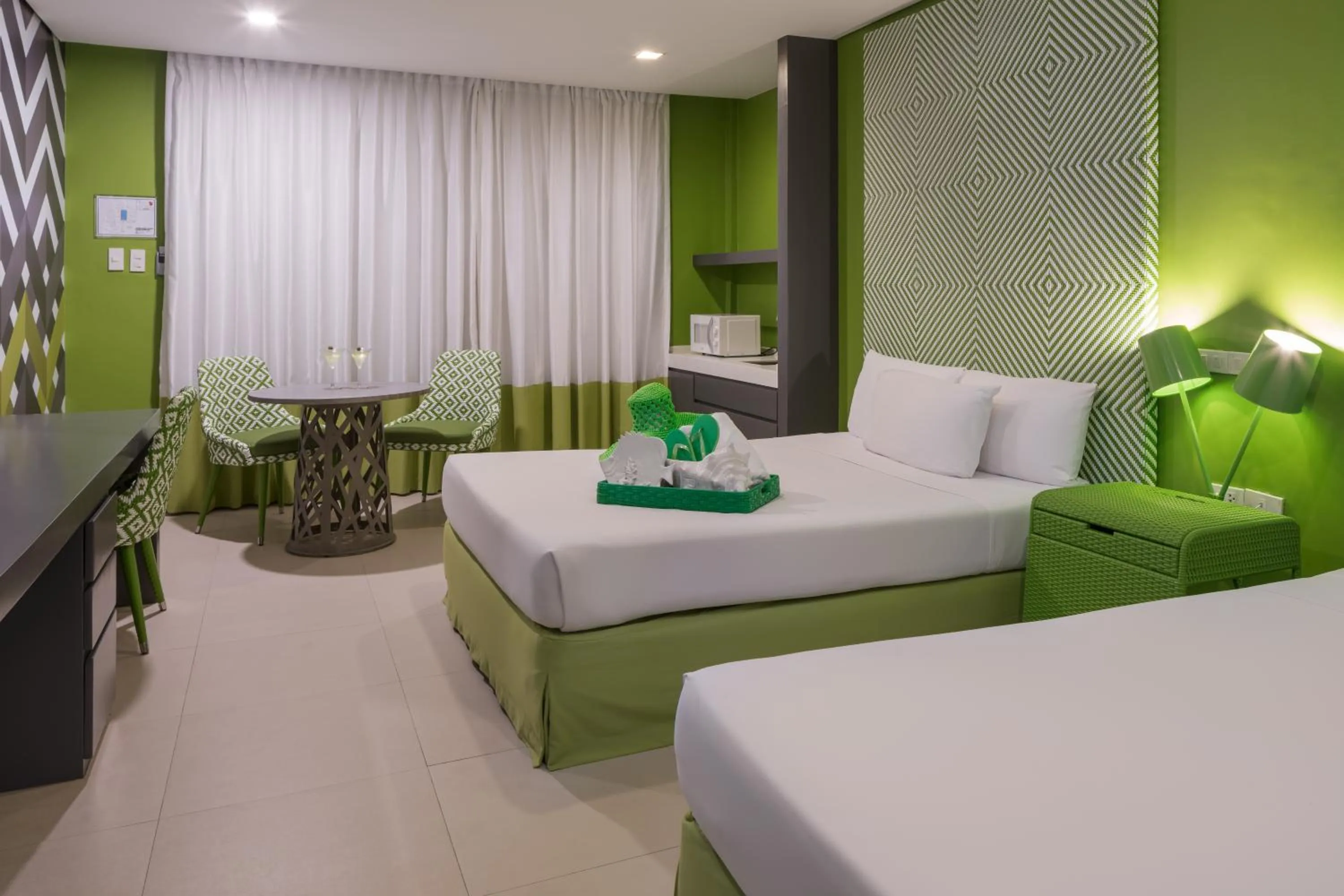 Bed in Astoria Boracay